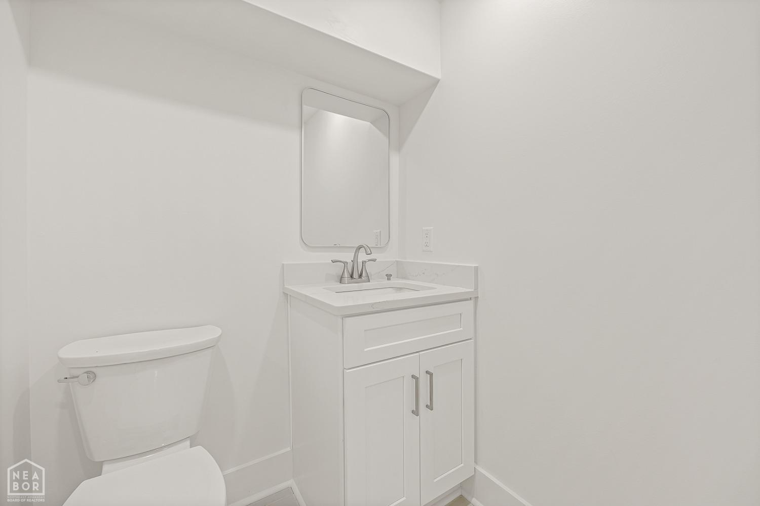 Jonesboro, Arkansas, 72401, United States, 5 Bedrooms Bedrooms, ,5 BathroomsBathrooms,Residential,For Sale,1923509