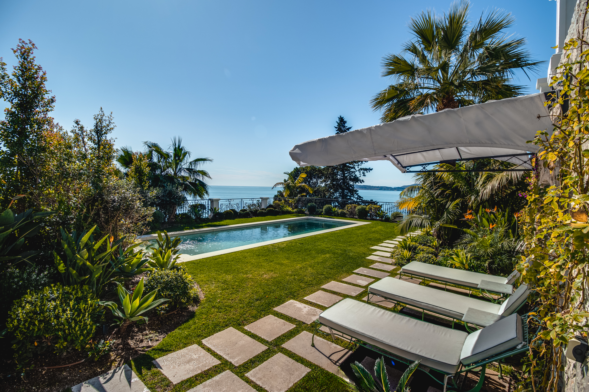  Prestigious villa in Cap d’Ail with panoramic sea views – 7 bedrooms, pool - 物件實景
