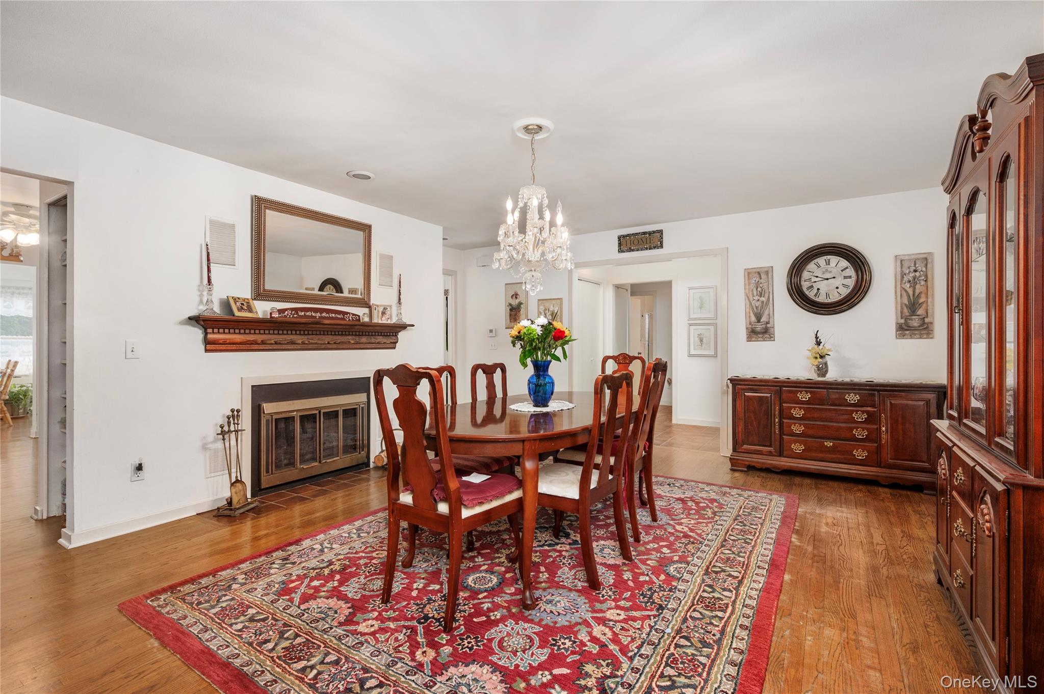Hampton Bays, New York, 11946, United States, 3 Bedrooms Bedrooms, ,3 BathroomsBathrooms,Residential,For Sale,1935331