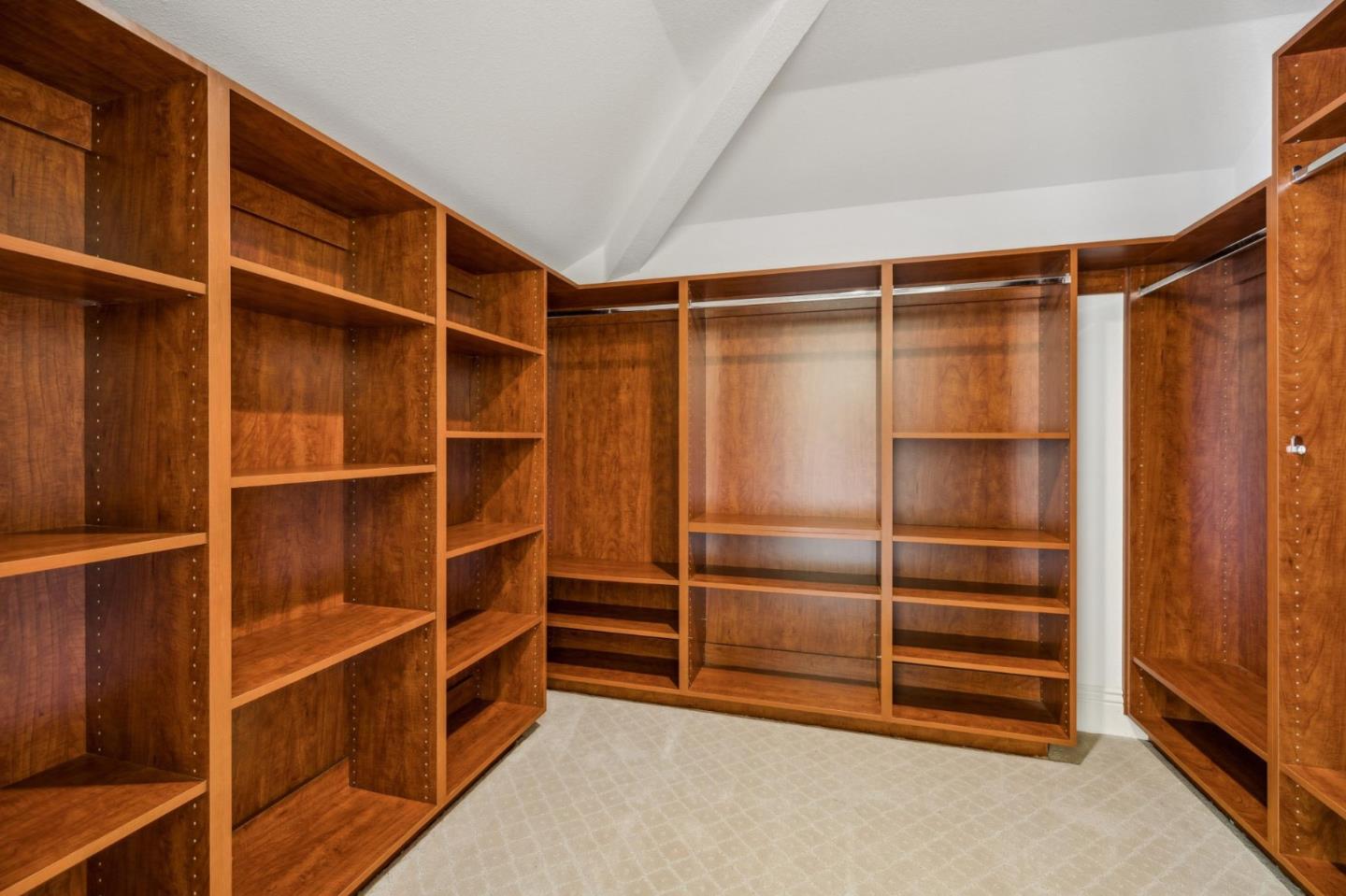 Gilroy, California, 95020, United States, 4 Bedrooms Bedrooms, ,4 BathroomsBathrooms,Residential,For Sale,1912112