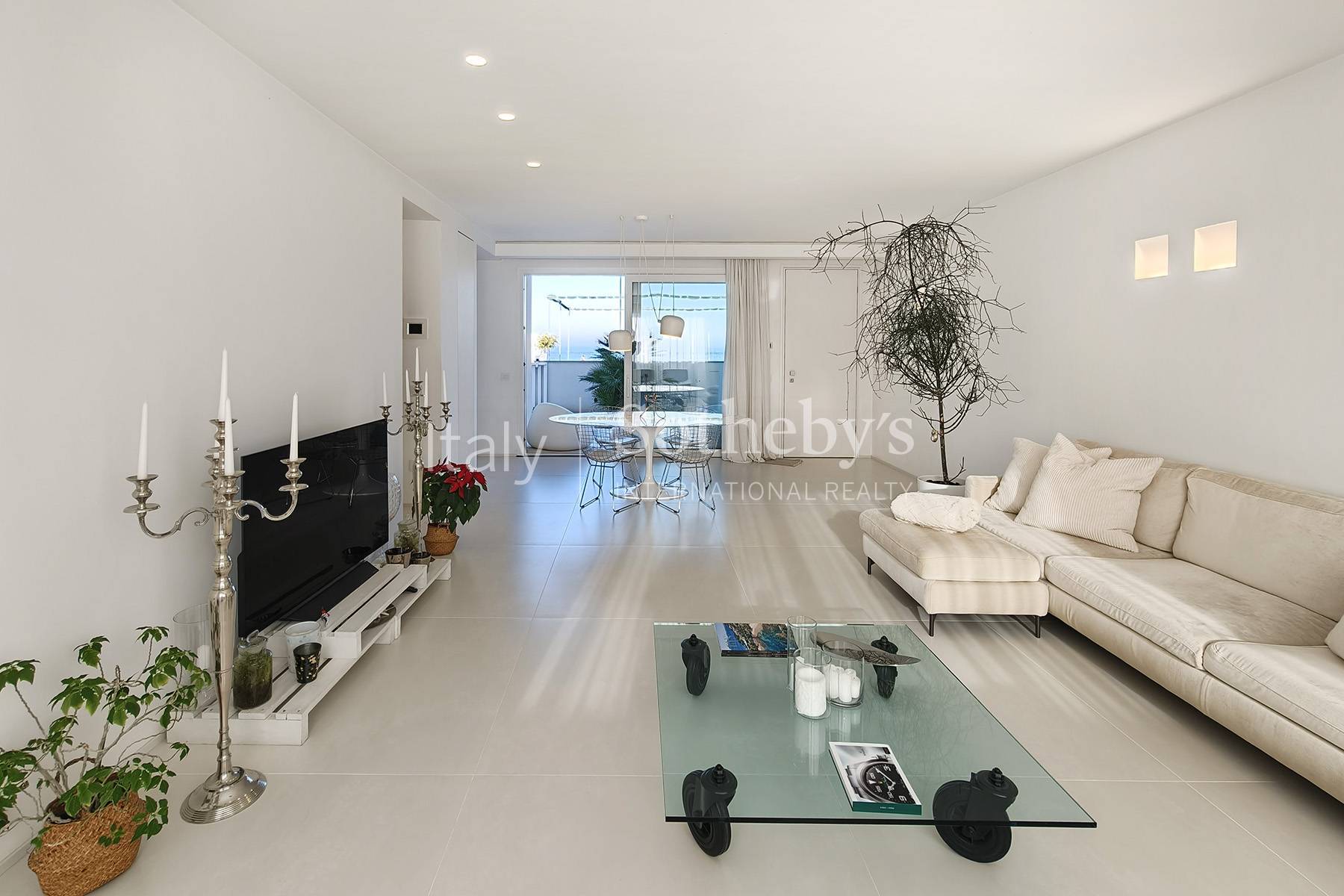  Rare Contemporary Seafront Residence in Le Marche - 物件實景