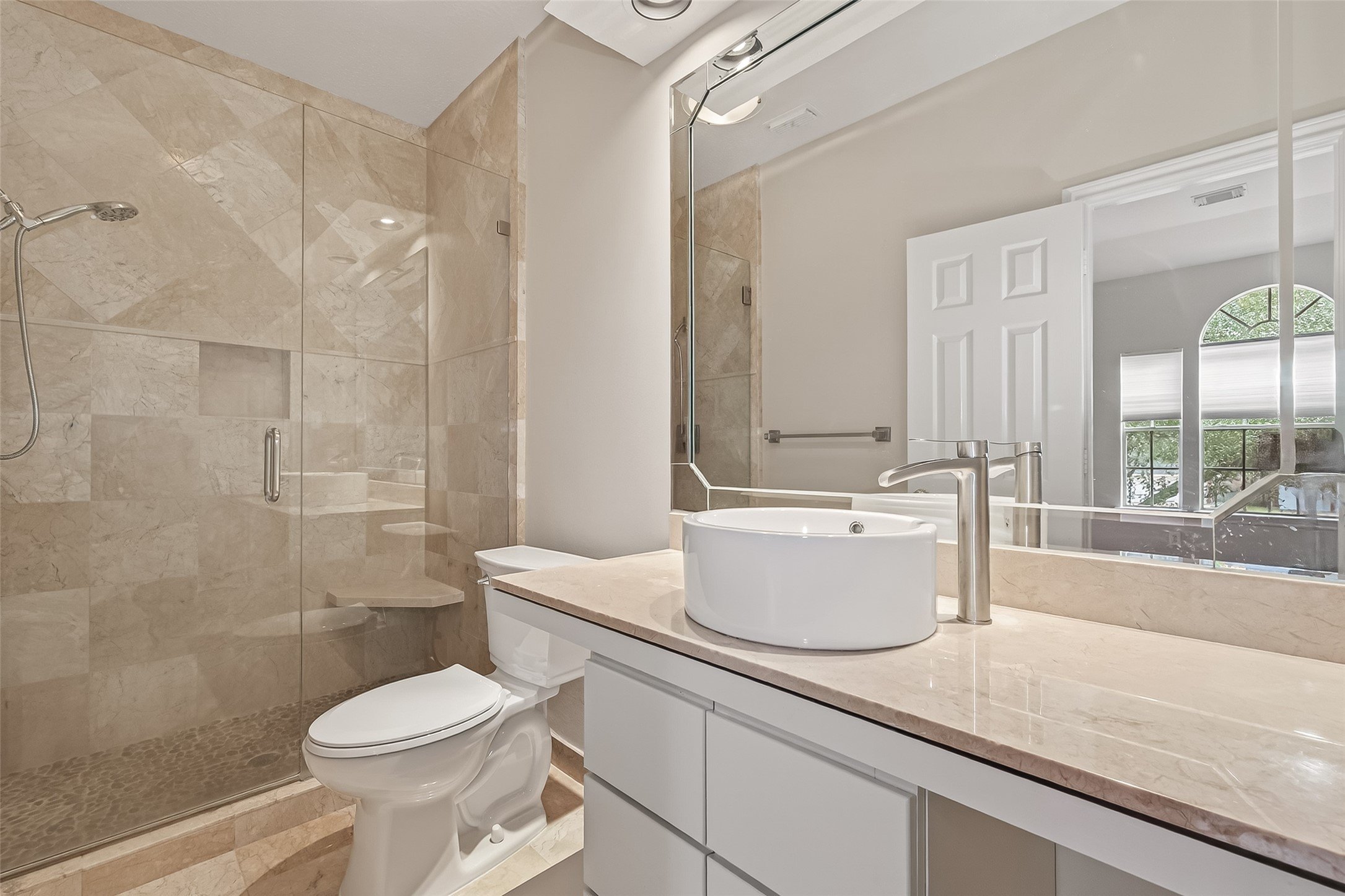 Sugar Land, Texas, 77479, United States, 4 Bedrooms Bedrooms, ,4 BathroomsBathrooms,Residential,For Sale,2006249