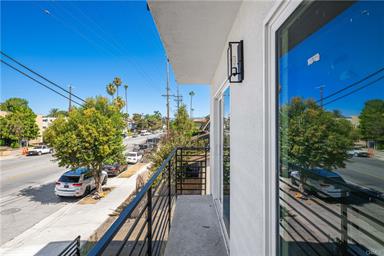 Van Nuys, California, 91405, United States, 11 Bedrooms Bedrooms, ,Residential,For Sale,1763615