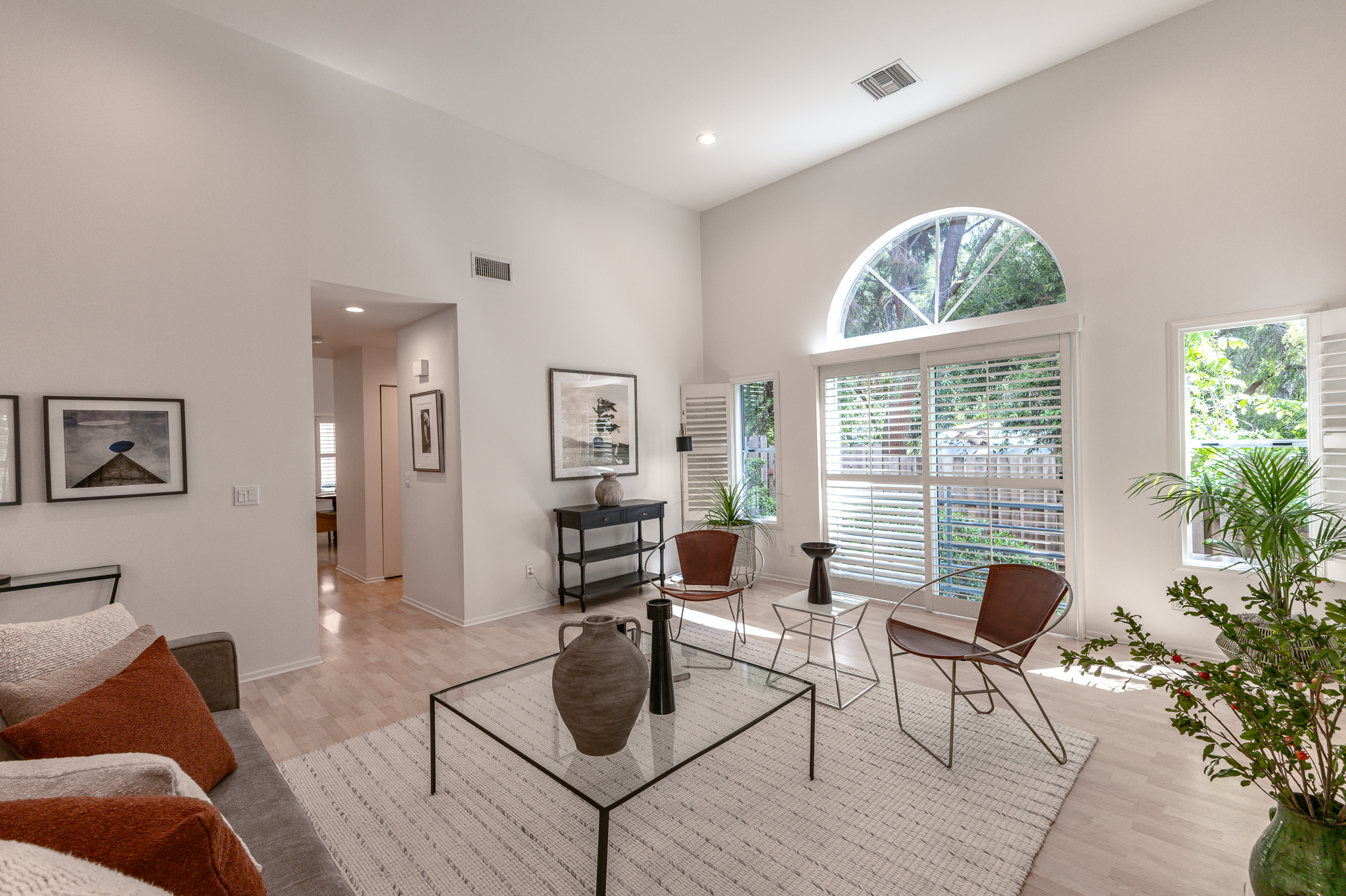  2348 Ewing Street - 物件實景