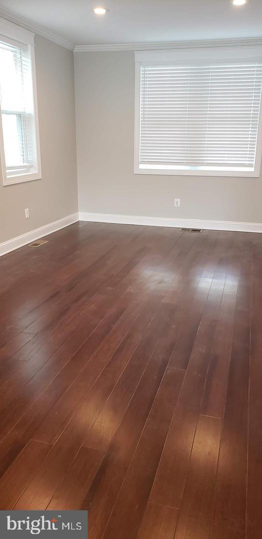 Washington, District of Columbia, 20002, United States, 3 Bedrooms Bedrooms, ,4 BathroomsBathrooms,Residential,For Sale,1931159