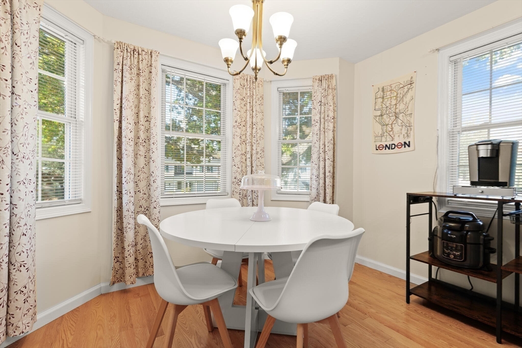 Framingham, Massachusetts, 01701, United States, 3 Bedrooms Bedrooms, ,3 BathroomsBathrooms,Residential,For Sale,1968924