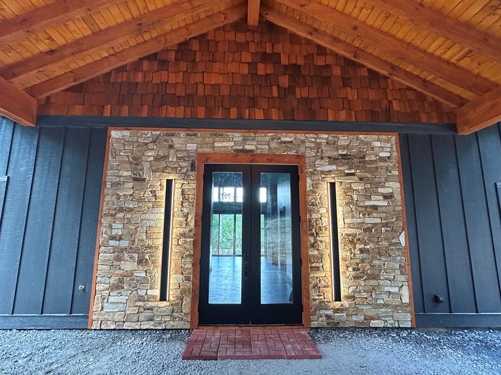 Mineral Bluff, Georgia, 30559, United States, 3 Bedrooms Bedrooms, ,3 BathroomsBathrooms,Residential,For Sale,1871294