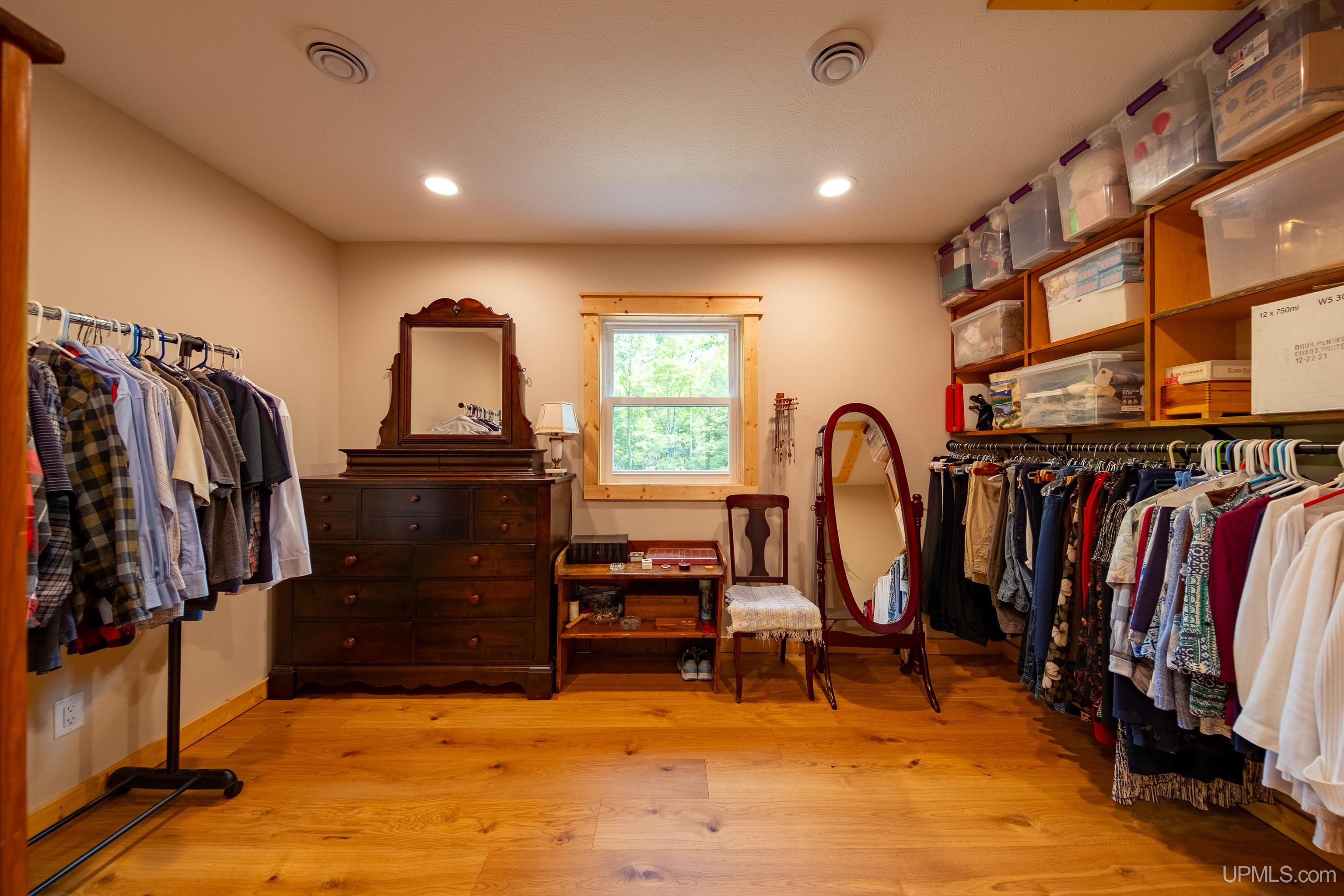 Ishpeming, Michigan, 49849-9792, United States, 5 Bedrooms Bedrooms, ,3 BathroomsBathrooms,Residential,For Sale,1795104