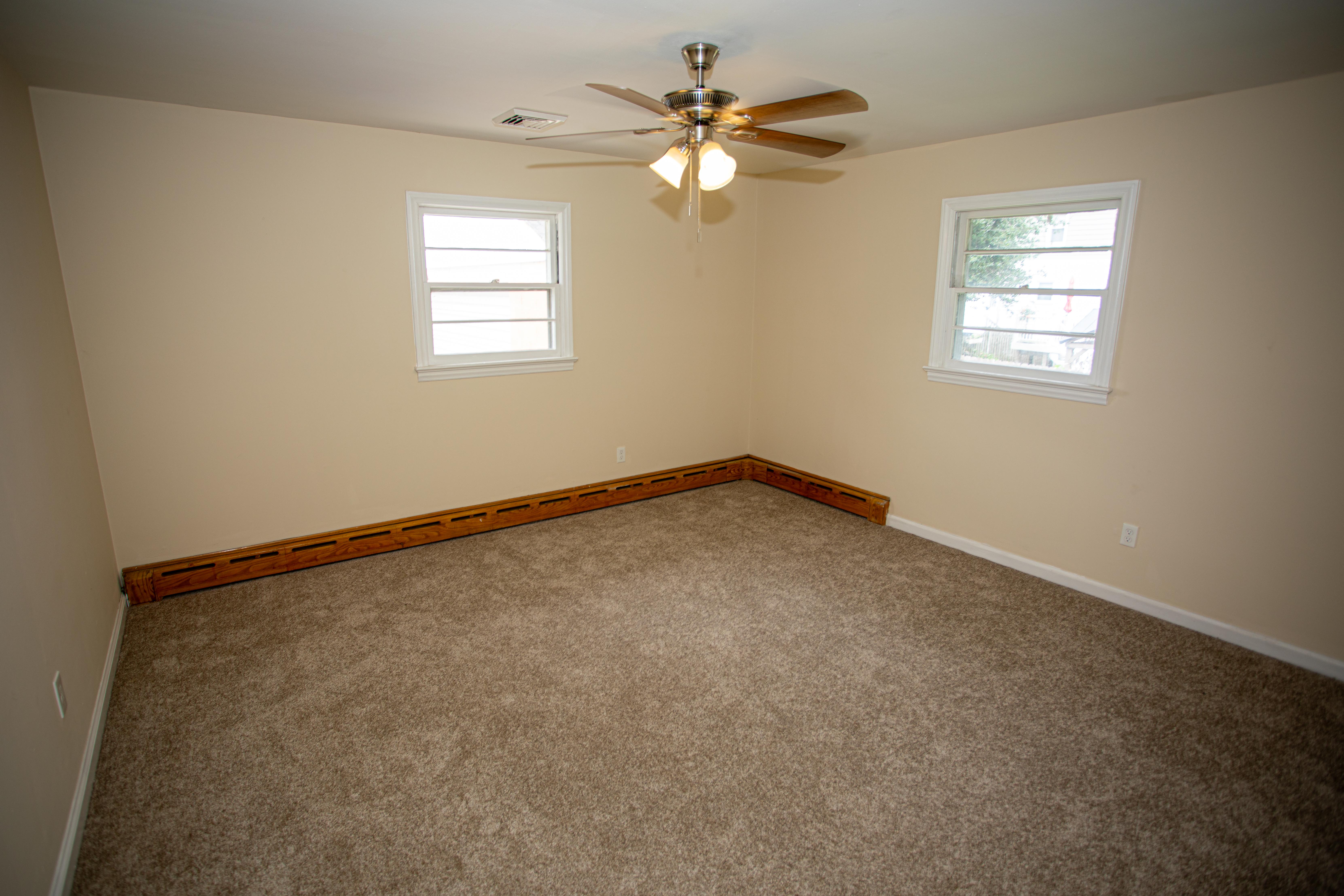 1220 - South Amboy, New Jersey, 08879, United States, 3 Bedrooms Bedrooms, ,2 BathroomsBathrooms,Residential,For Sale,1983627