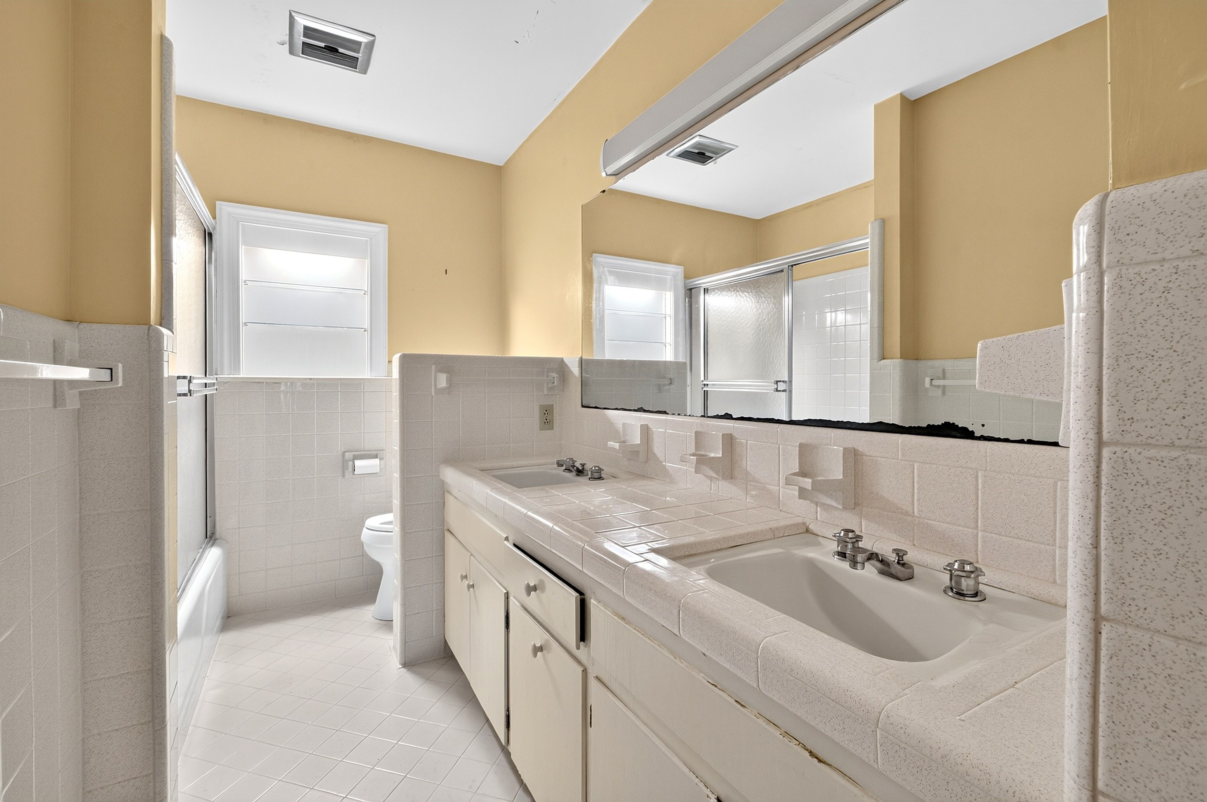  3705 Stonehaven Drive, Raleigh, NC 27609 - 物件實景