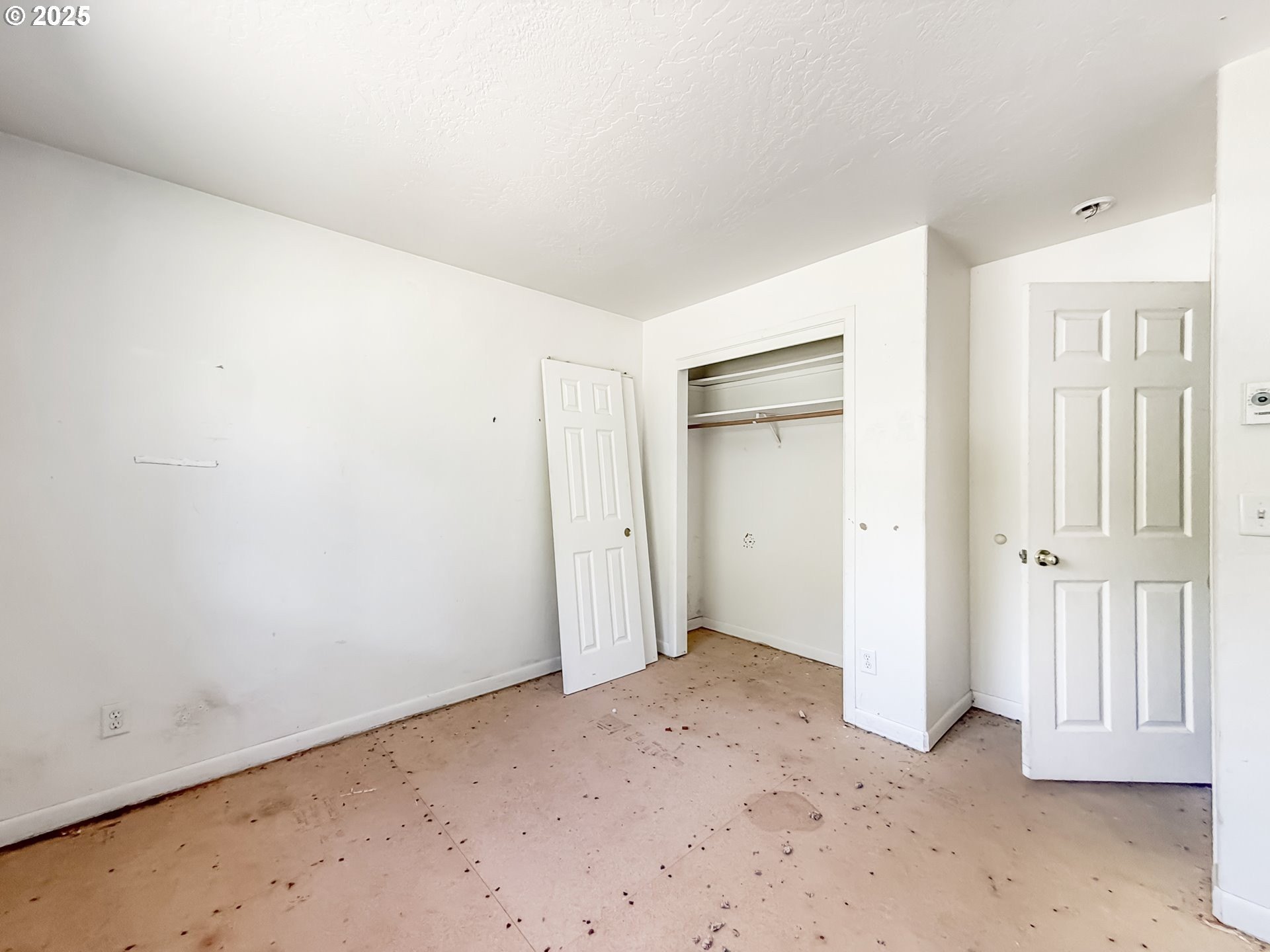 Brookings, Oregon, 97415, United States, ,Residential,For Sale,1983700