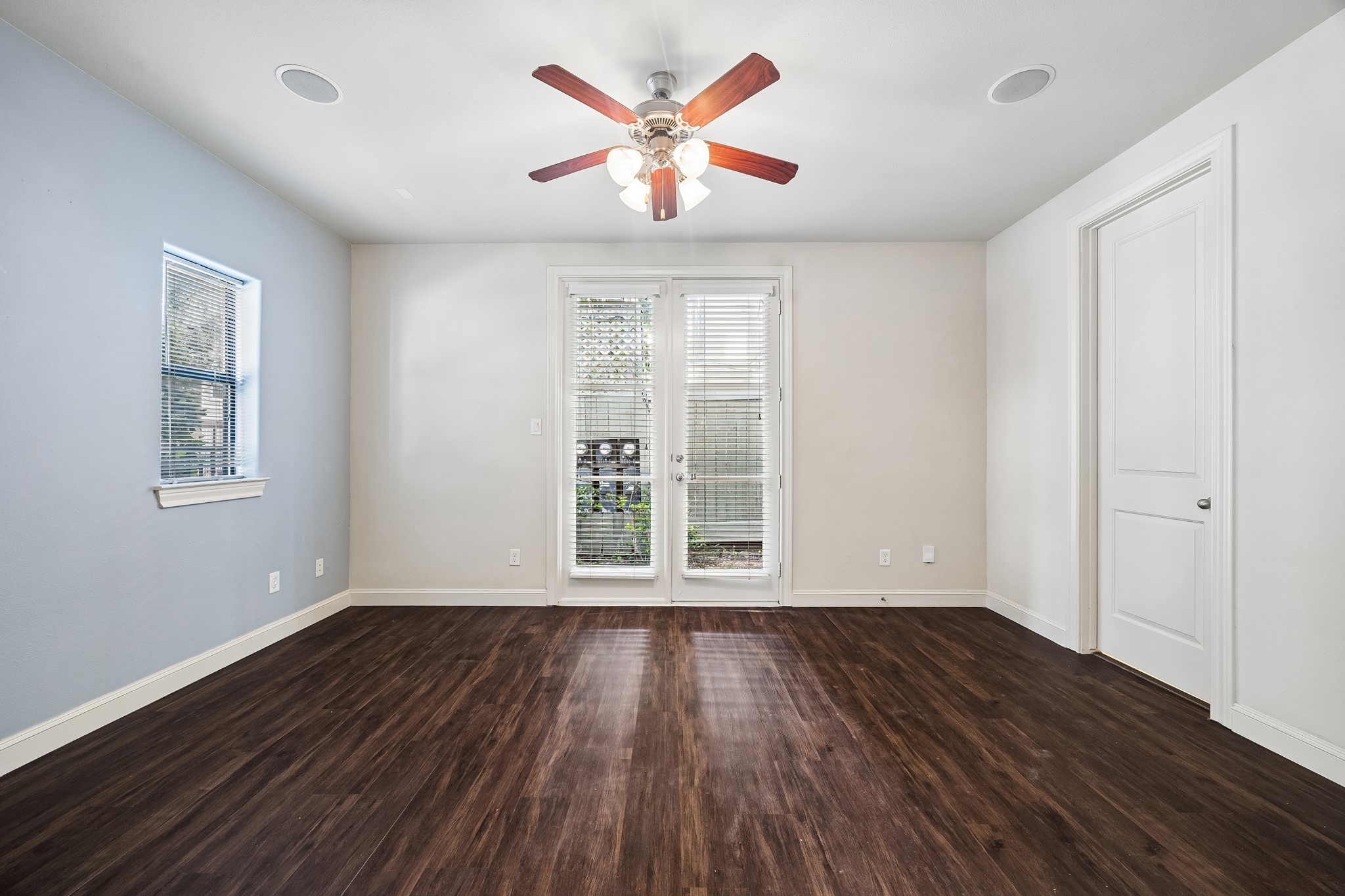  5718 Kansas Street D - 物件實景