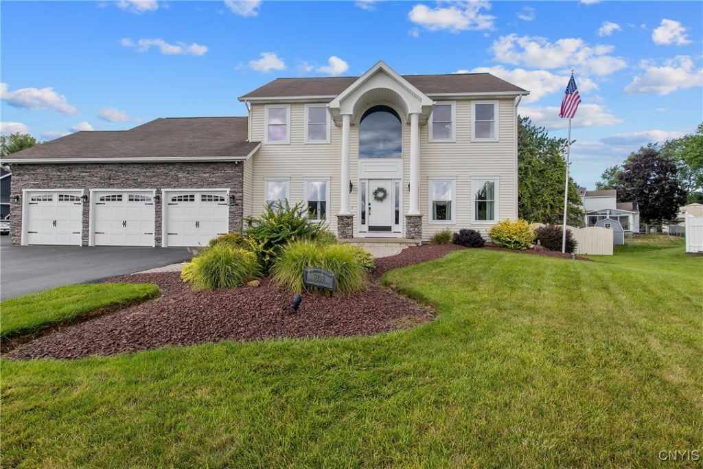 Syracuse, New York, 13212, United States, 4 Bedrooms Bedrooms, ,3 BathroomsBathrooms,Residential,For Sale,1932016