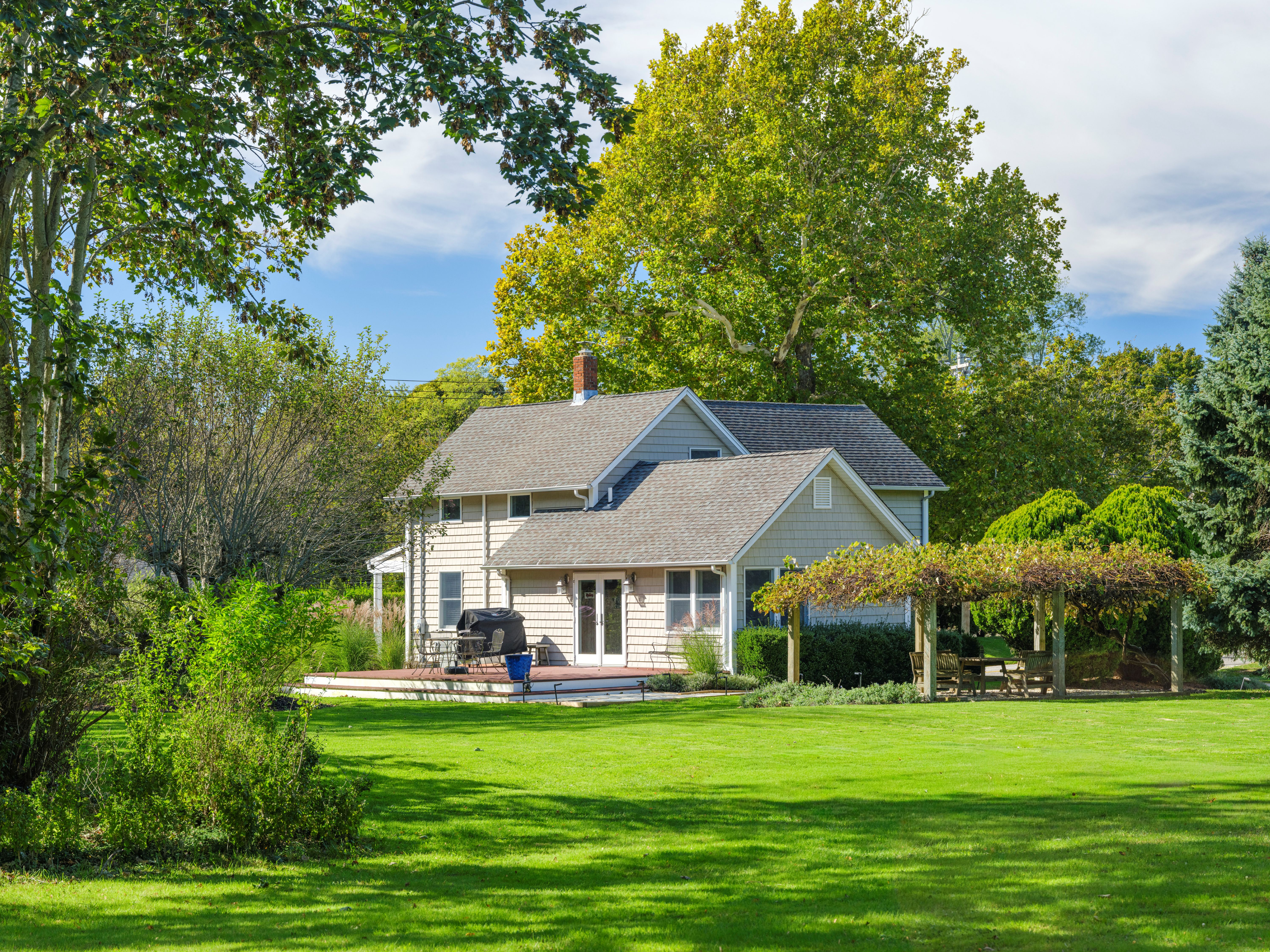 Cutchogue, New York, 11935, United States, 4 Bedrooms Bedrooms, ,2 BathroomsBathrooms,Residential,For Sale,1987431