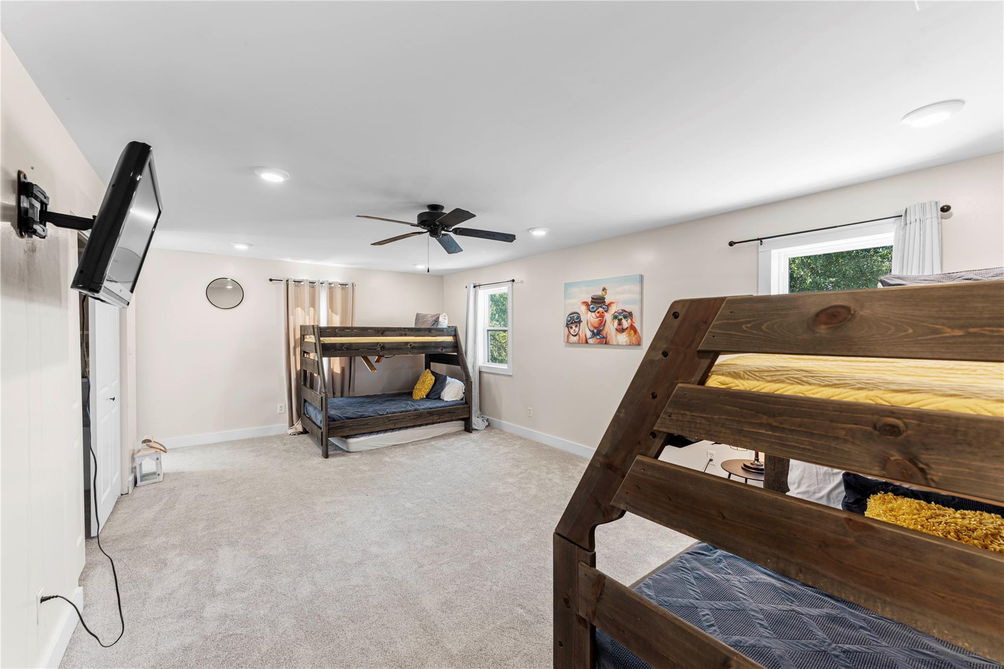 Canton, Texas, 75103, United States, 5 Bedrooms Bedrooms, ,3 BathroomsBathrooms,Residential,For Sale,1976221