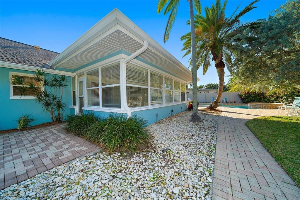 Belleair Beach, Florida, 33786, United States, 3 Bedrooms Bedrooms, ,2 BathroomsBathrooms,Residential,For Sale,1994358