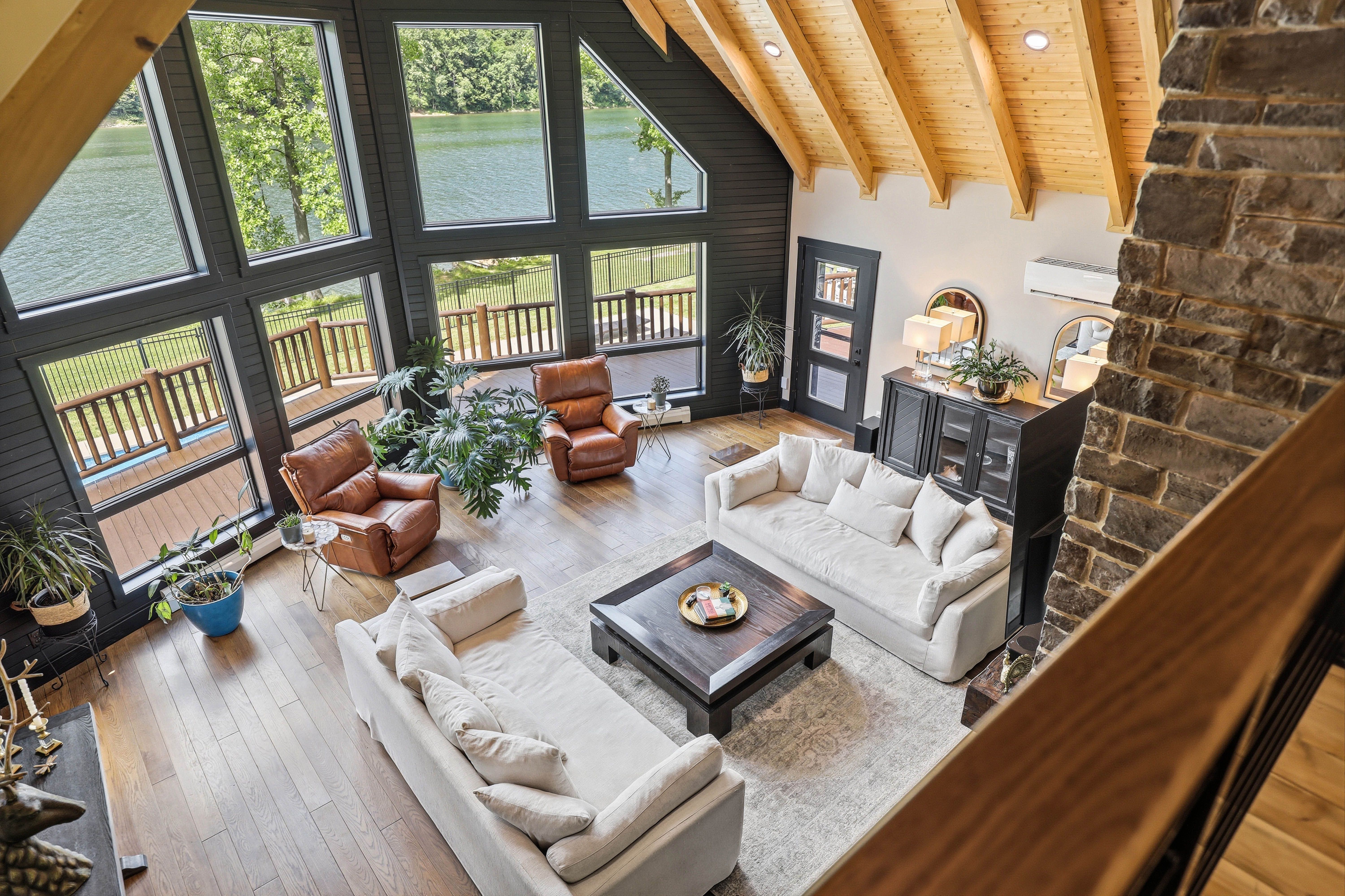  1050 Wattersonville Road, Allegheny Riverfront - 物件實景