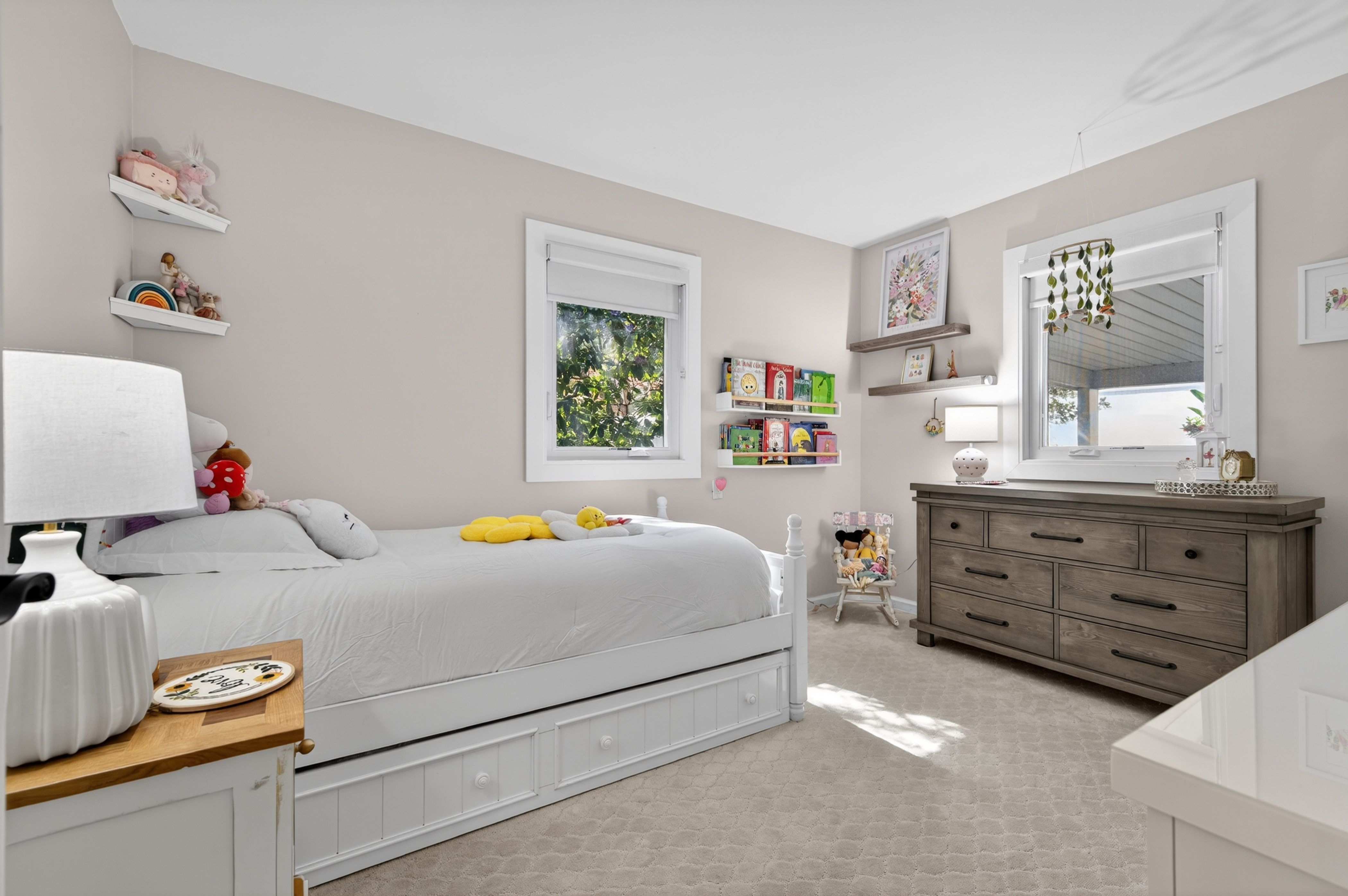 16 Warwick Place, Port Washington, NY, 11050 - 物件實景
