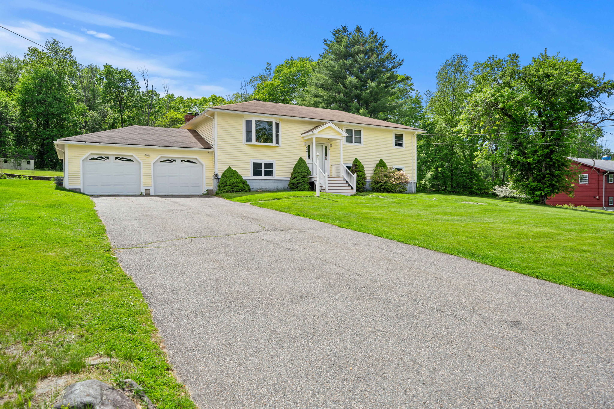  240 Hampstead St, Methuen, MA, 01844 - 物件實景
