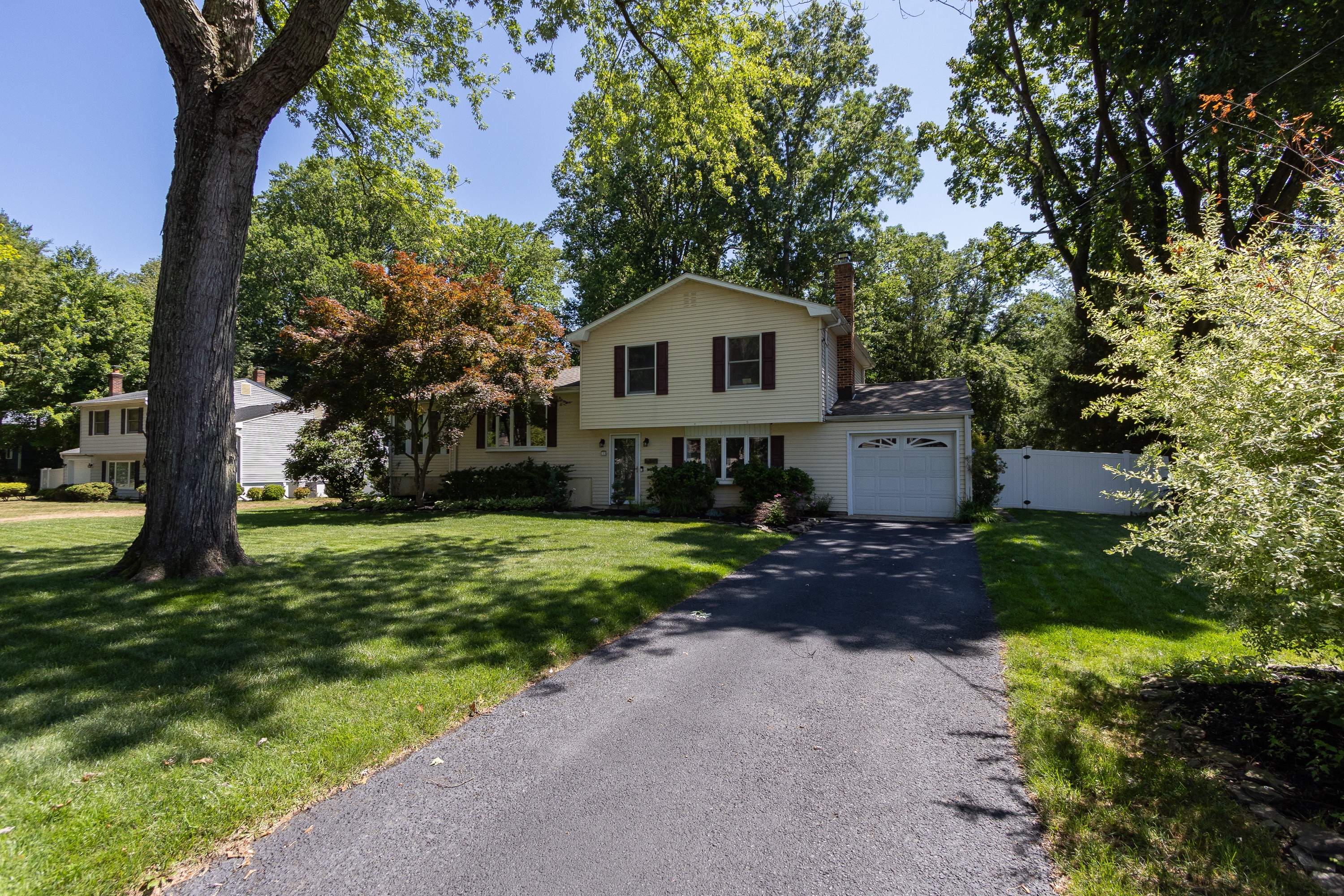  Lovingly maintained home in desirable Middletown neighborhood - 物件實景