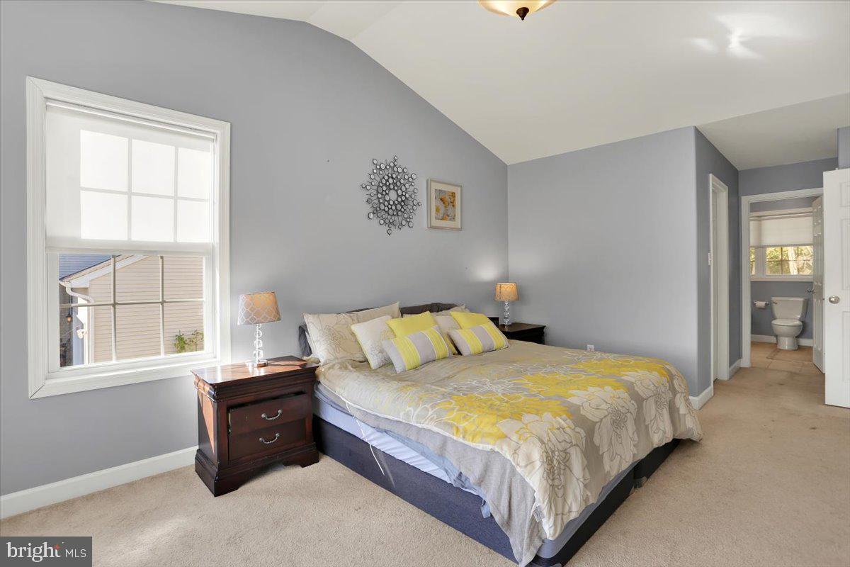 Reading, Pennsylvania, 19606, United States, 4 Bedrooms Bedrooms, ,4 BathroomsBathrooms,Residential,For Sale,1947941