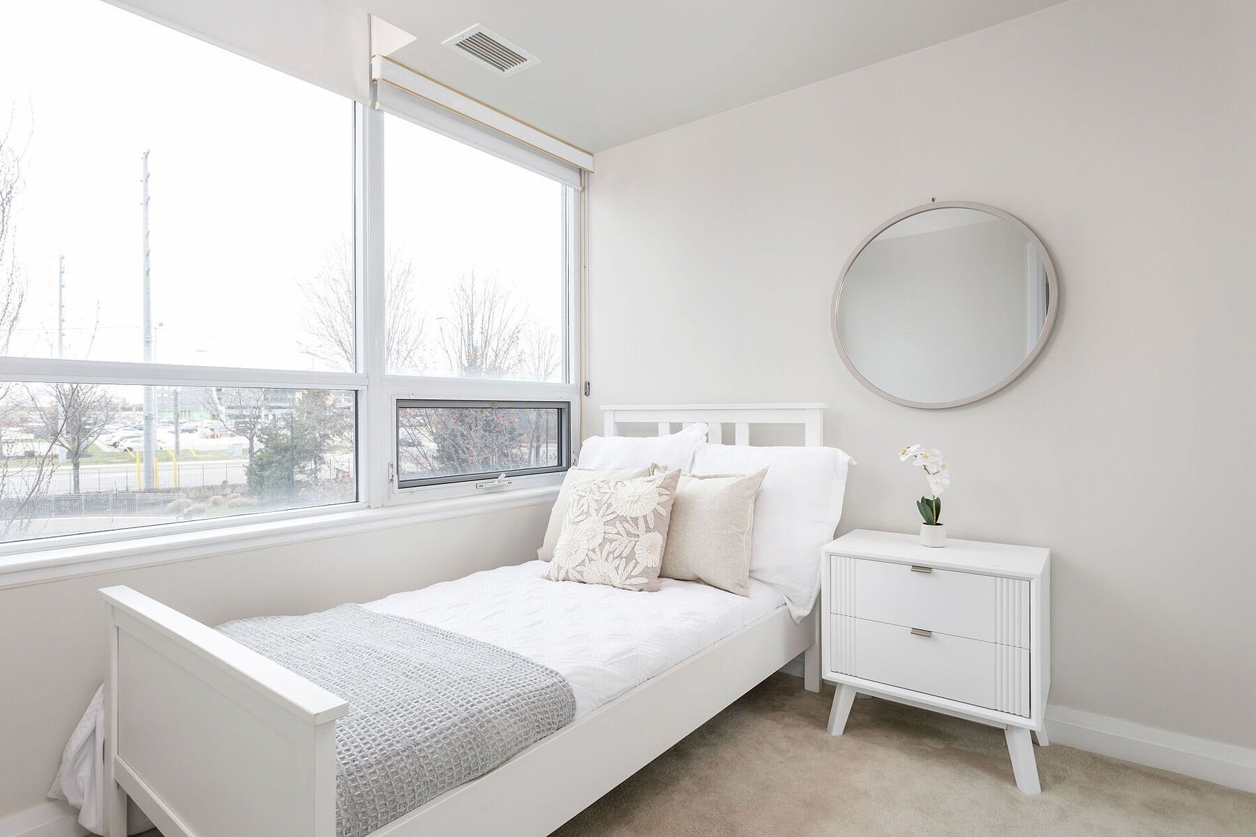  Spacious and Bright Condo - 物件實景