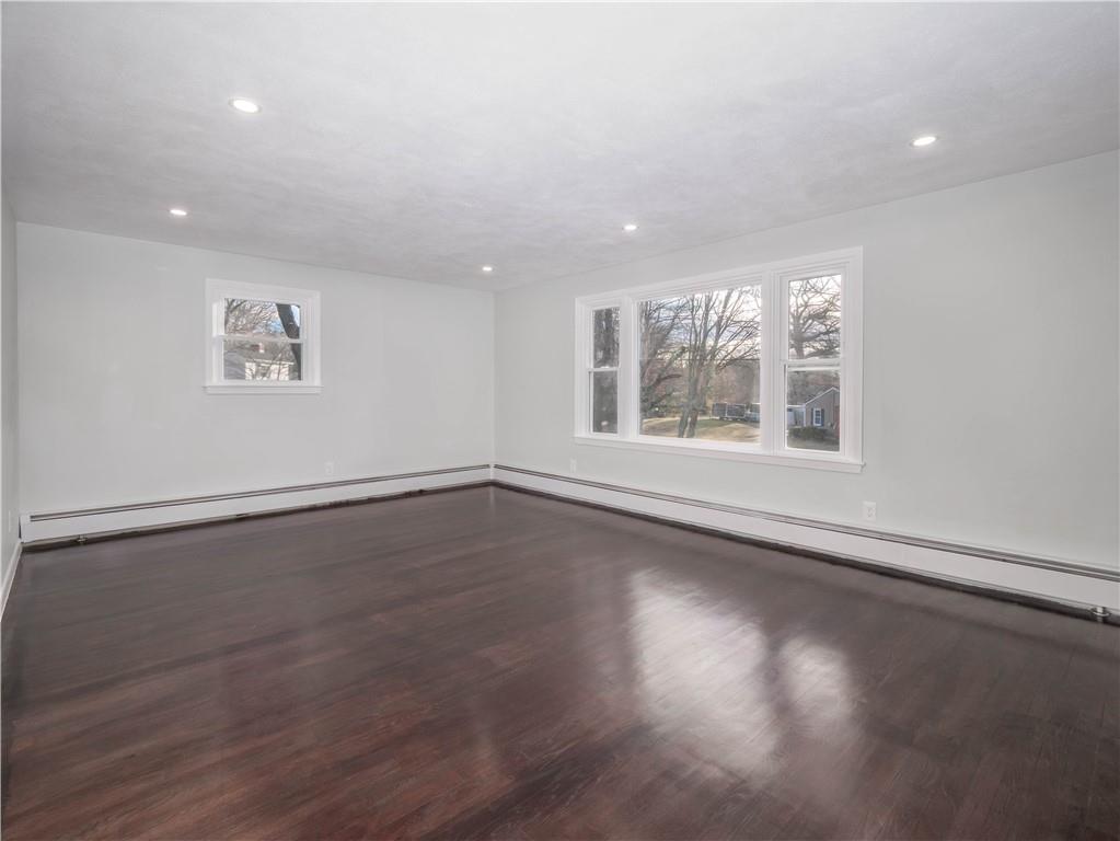 Coventry, Rhode Island, 02816, United States, 3 Bedrooms Bedrooms, ,2 BathroomsBathrooms,Residential,For Sale,2005624