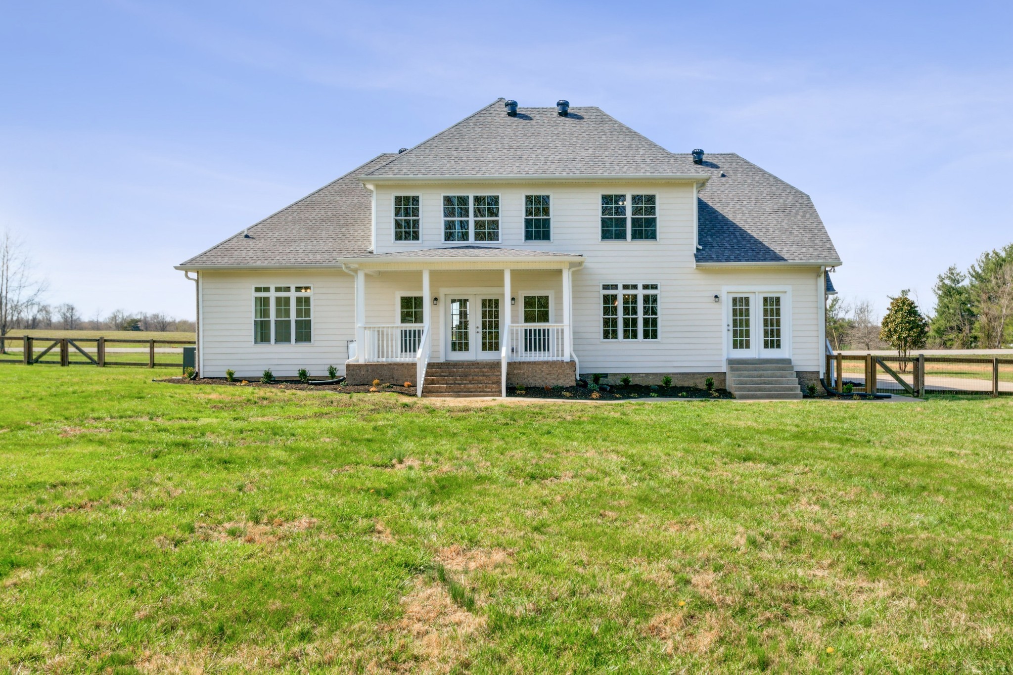 Cedar Hill, Tennessee, 37032, United States, 4 Bedrooms Bedrooms, ,4 BathroomsBathrooms,Residential,For Sale,1899729