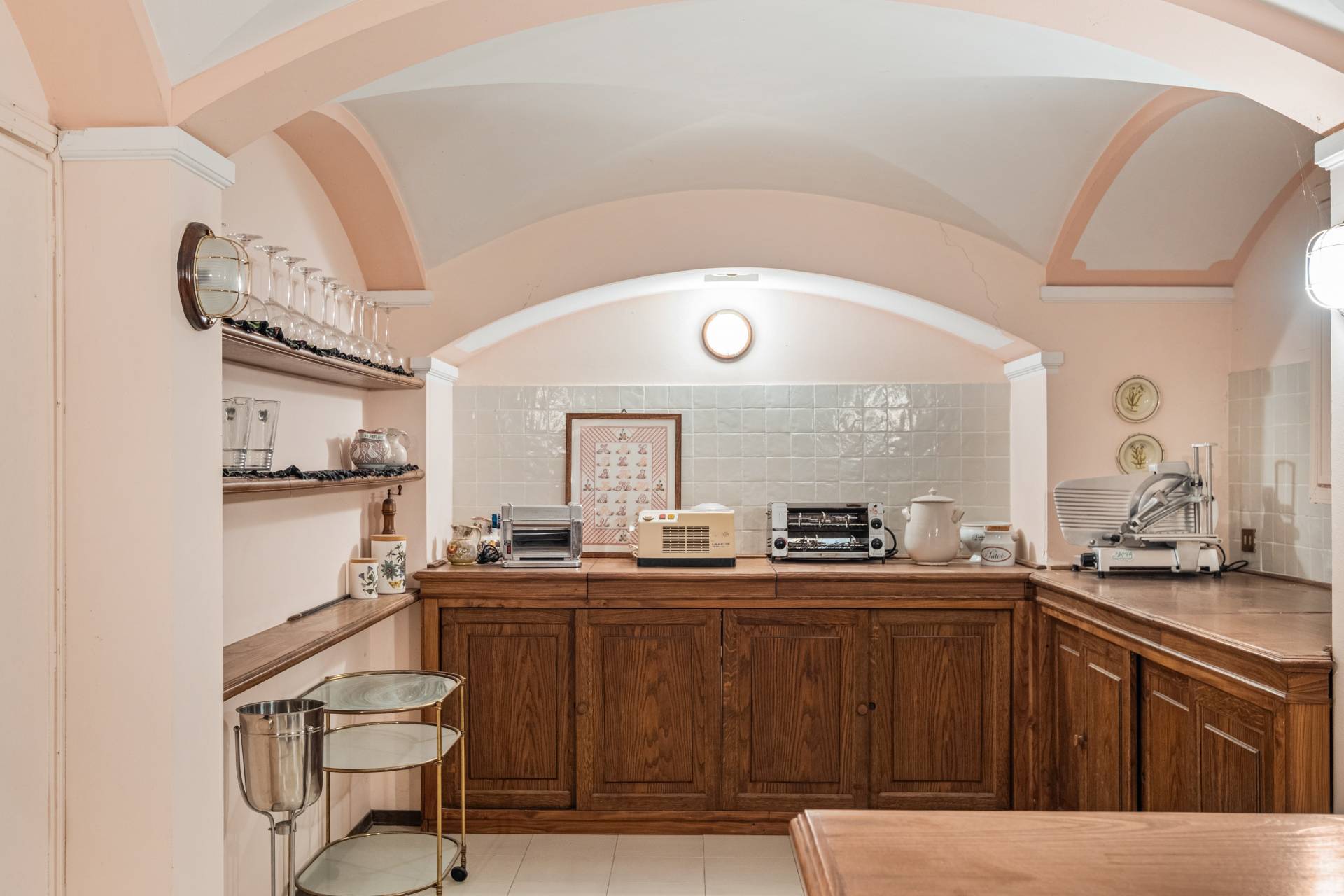 Valenza, Alessandria, 15048, IT, 12 Bedrooms Bedrooms, ,12 BathroomsBathrooms,Residential,For Sale,1849836