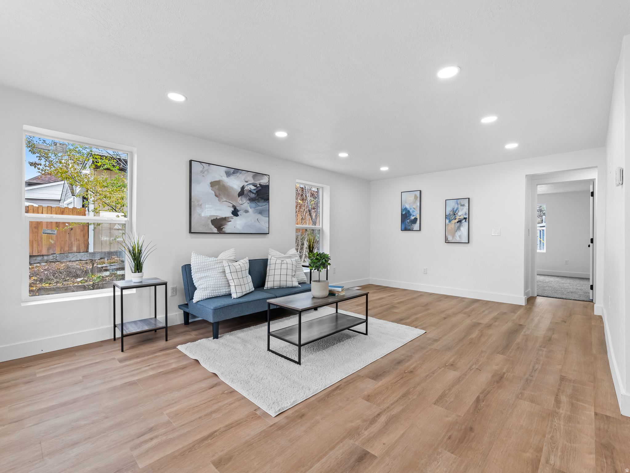 Murray, Utah, 84117, United States, 6 Bedrooms Bedrooms, ,2 BathroomsBathrooms,Residential,For Sale,1989540