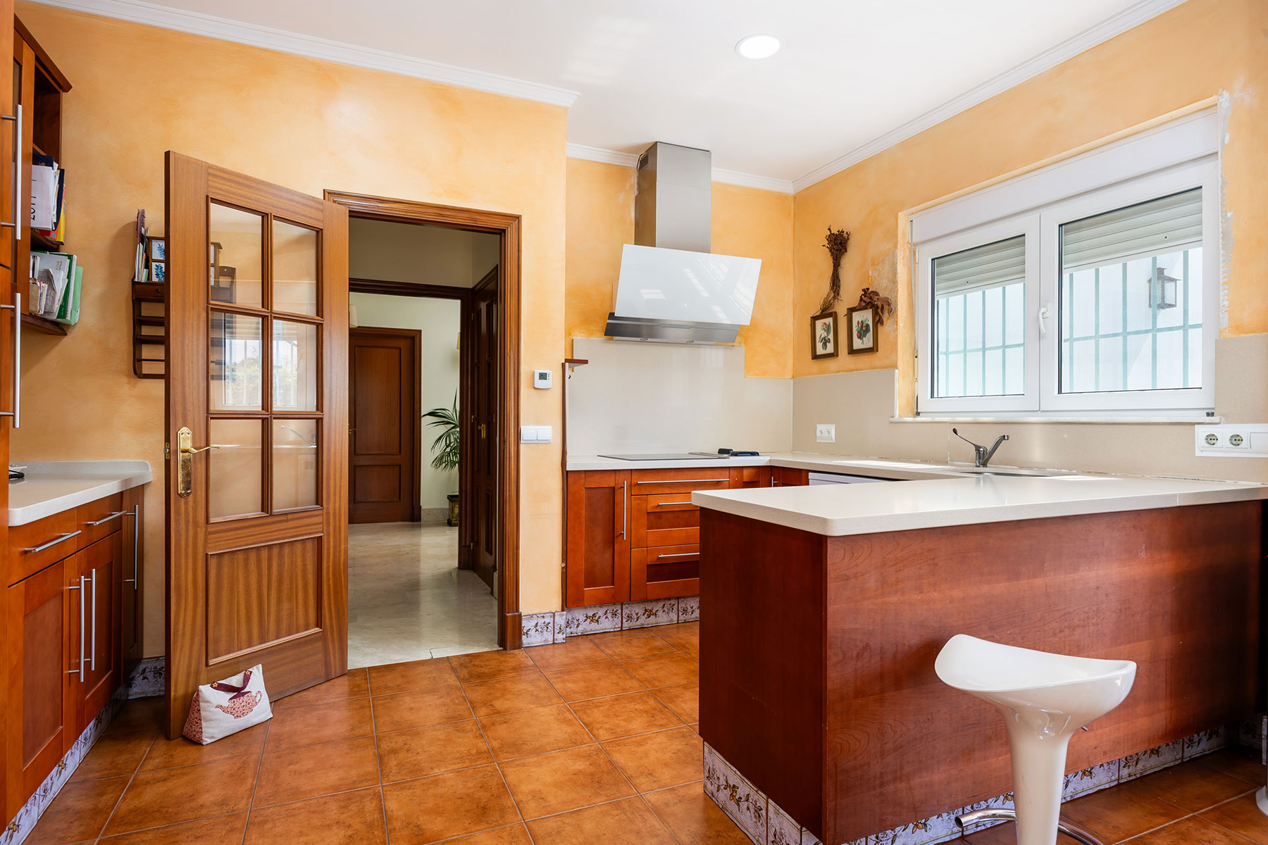  7-bedroom semi-detached house near the Sea - 物件實景