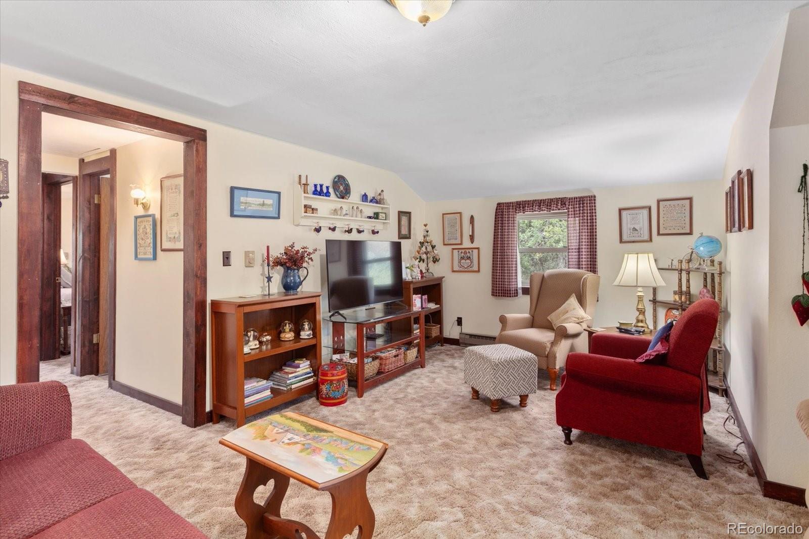 Howard, Colorado, 81233, United States, 3 Bedrooms Bedrooms, ,1 BathroomBathrooms,Residential,For Sale,1980067