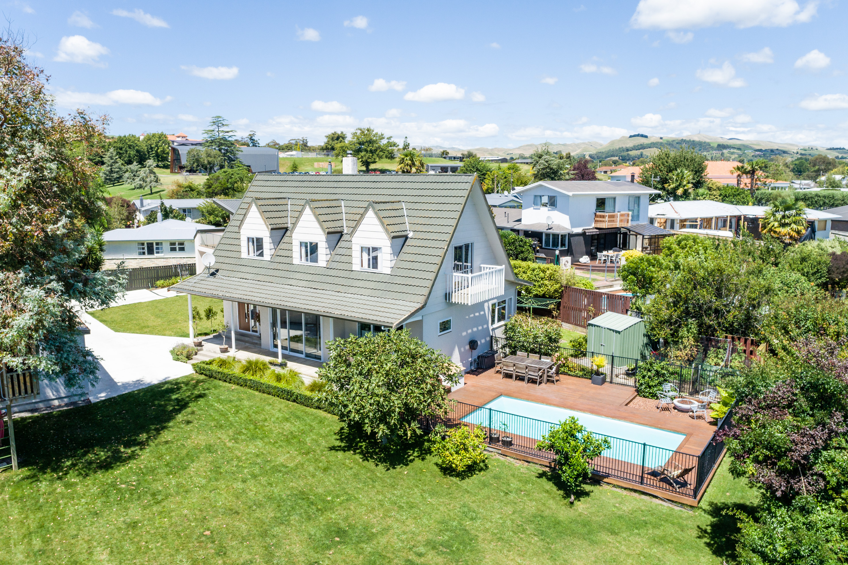  Ultimate Family Home  Space, Pool and Location - 物件實景