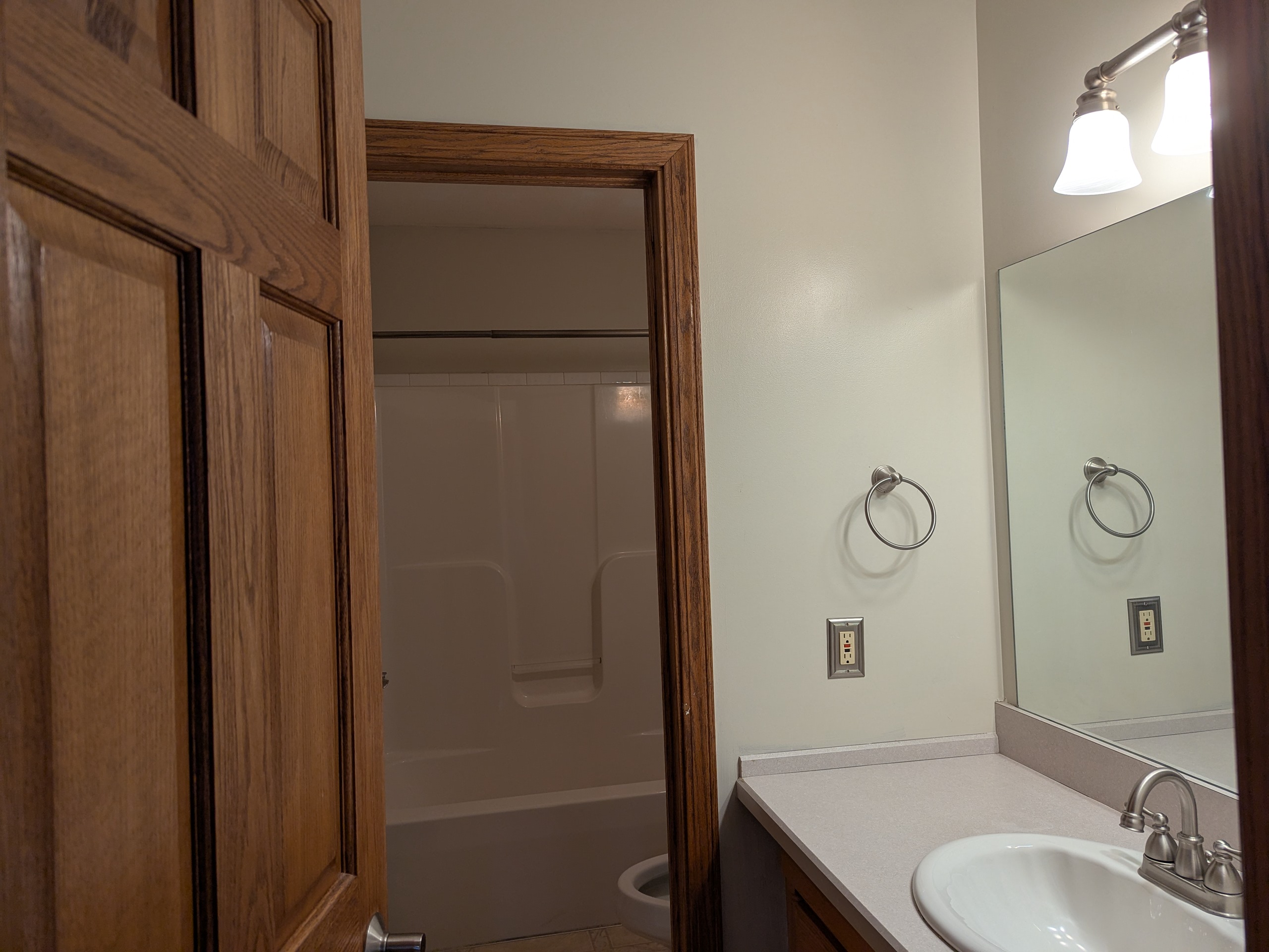 Uniontown, Ohio, 44685, United States, 6 Bedrooms Bedrooms, ,4 BathroomsBathrooms,Residential,For Sale,1945002