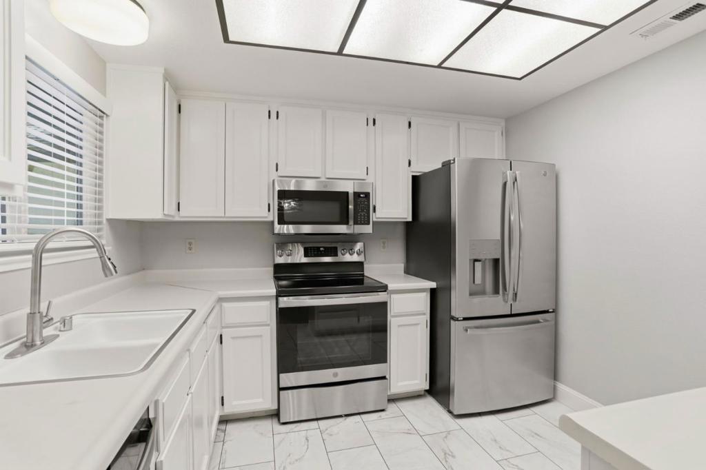 San Jose, California, 95122, United States, 2 Bedrooms Bedrooms, ,2 BathroomsBathrooms,Residential,For Sale,2038444