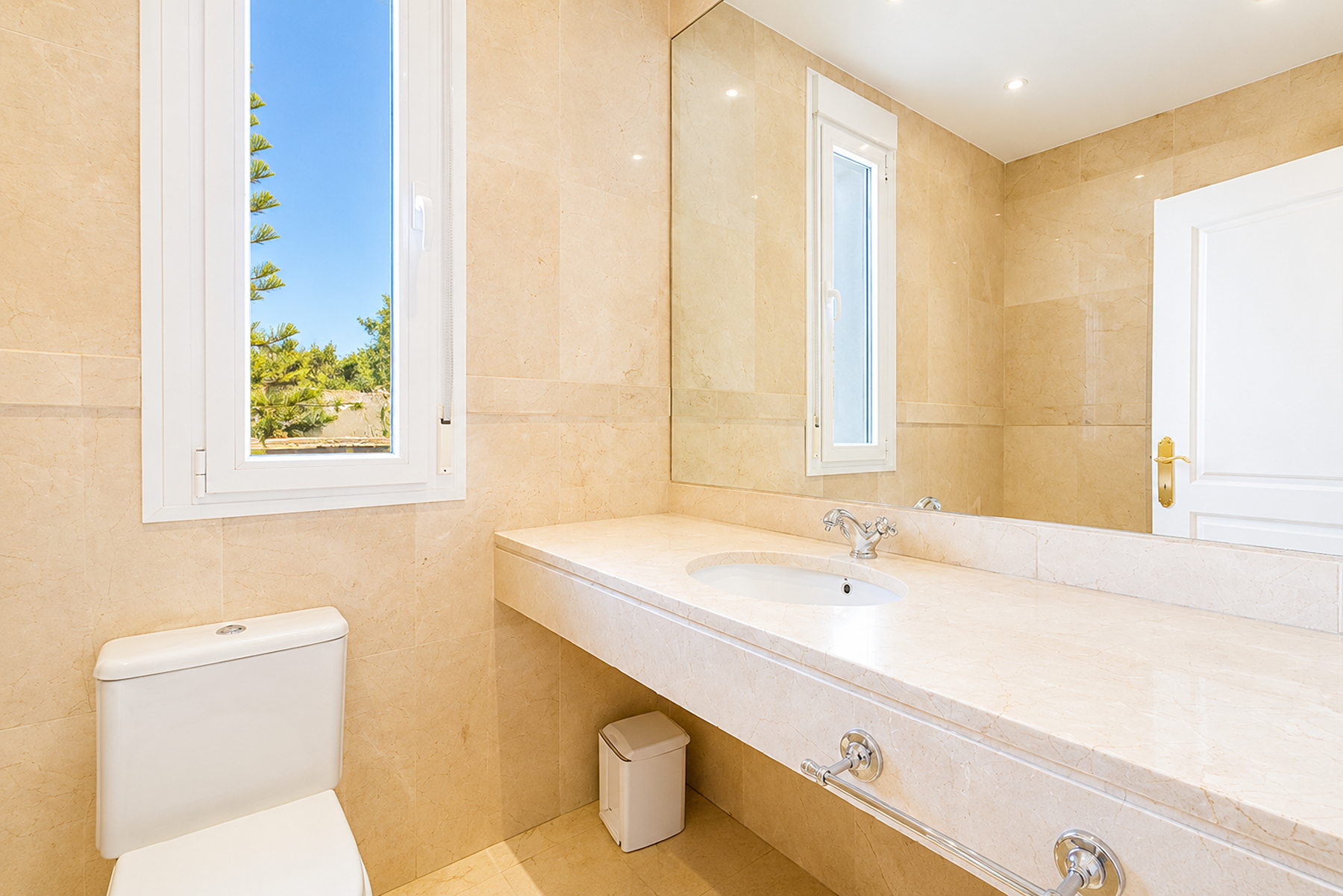  Luxury Chalet in Ciudalcampo, Madrid - 物件實景