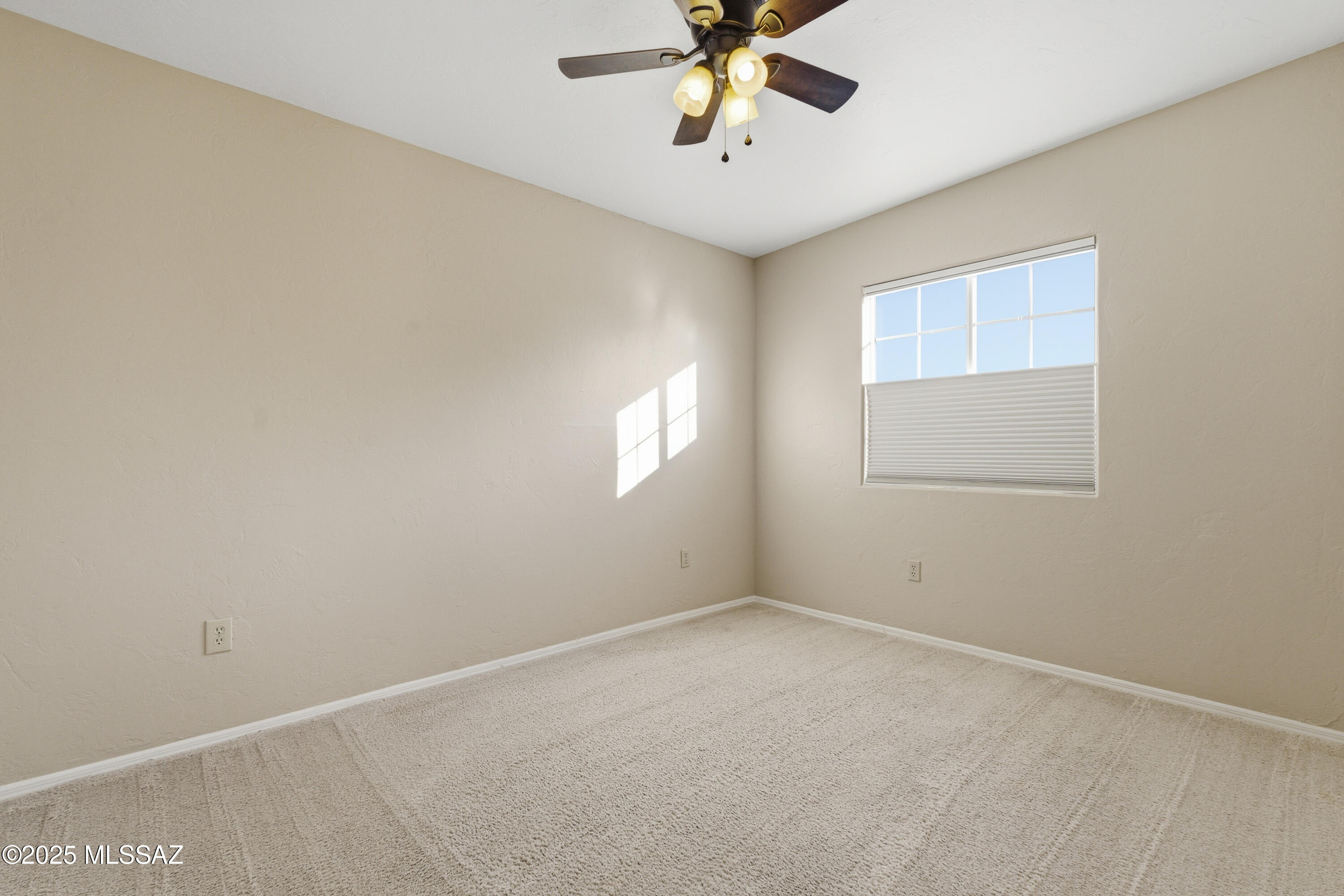 Tucson, Arizona, 85712, United States, 4 Bedrooms Bedrooms, ,3 BathroomsBathrooms,Residential,For Sale,1989179