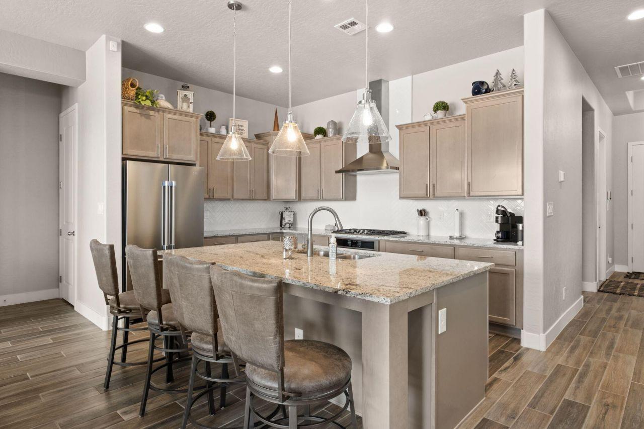 Rio Rancho, New Mexico, 87144, United States, 4 Bedrooms Bedrooms, ,3 BathroomsBathrooms,Residential,For Sale,1868478