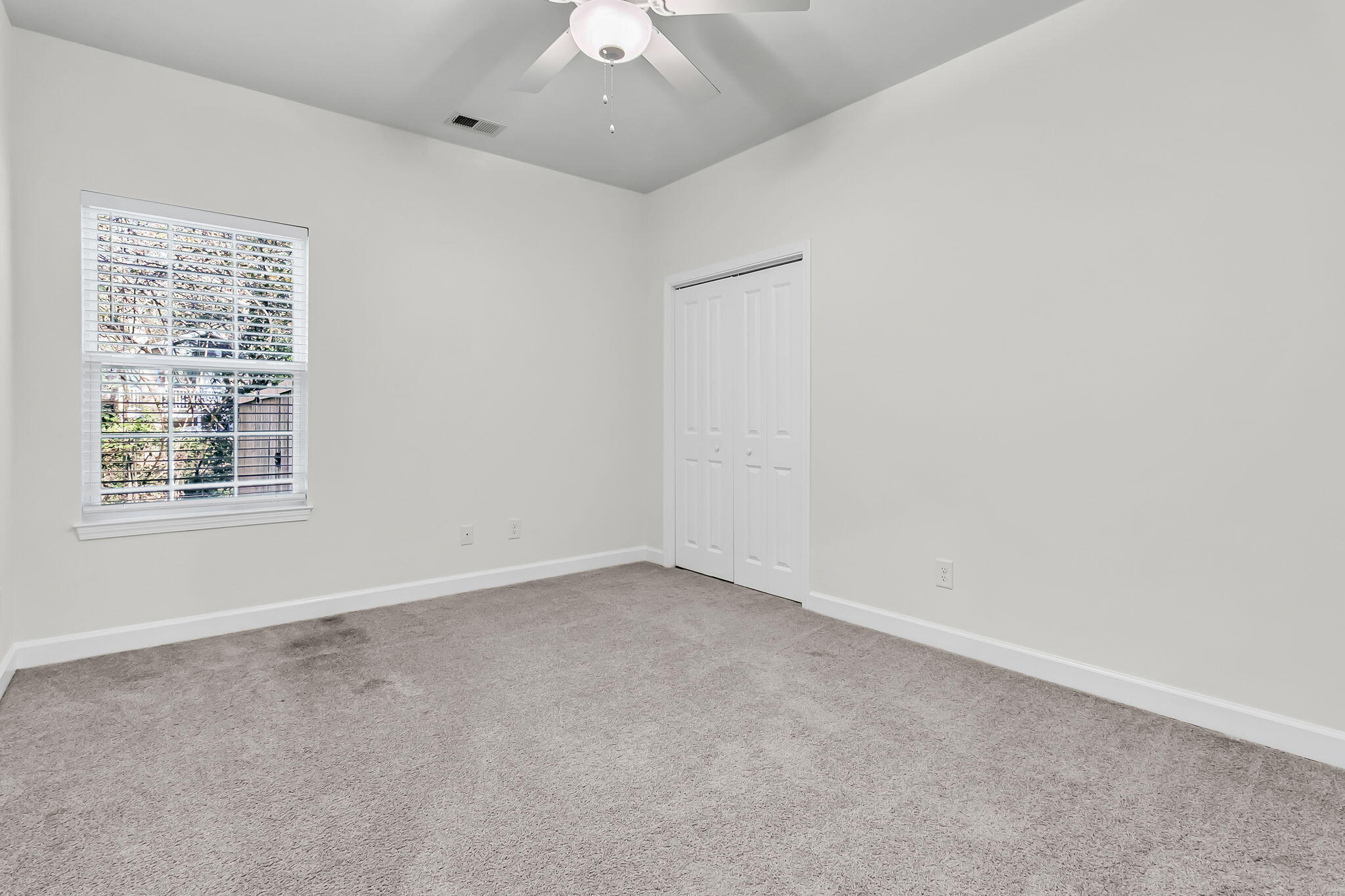 Charleston, South Carolina, 29407, United States, 3 Bedrooms Bedrooms, ,2 BathroomsBathrooms,Residential,For Sale,2005181