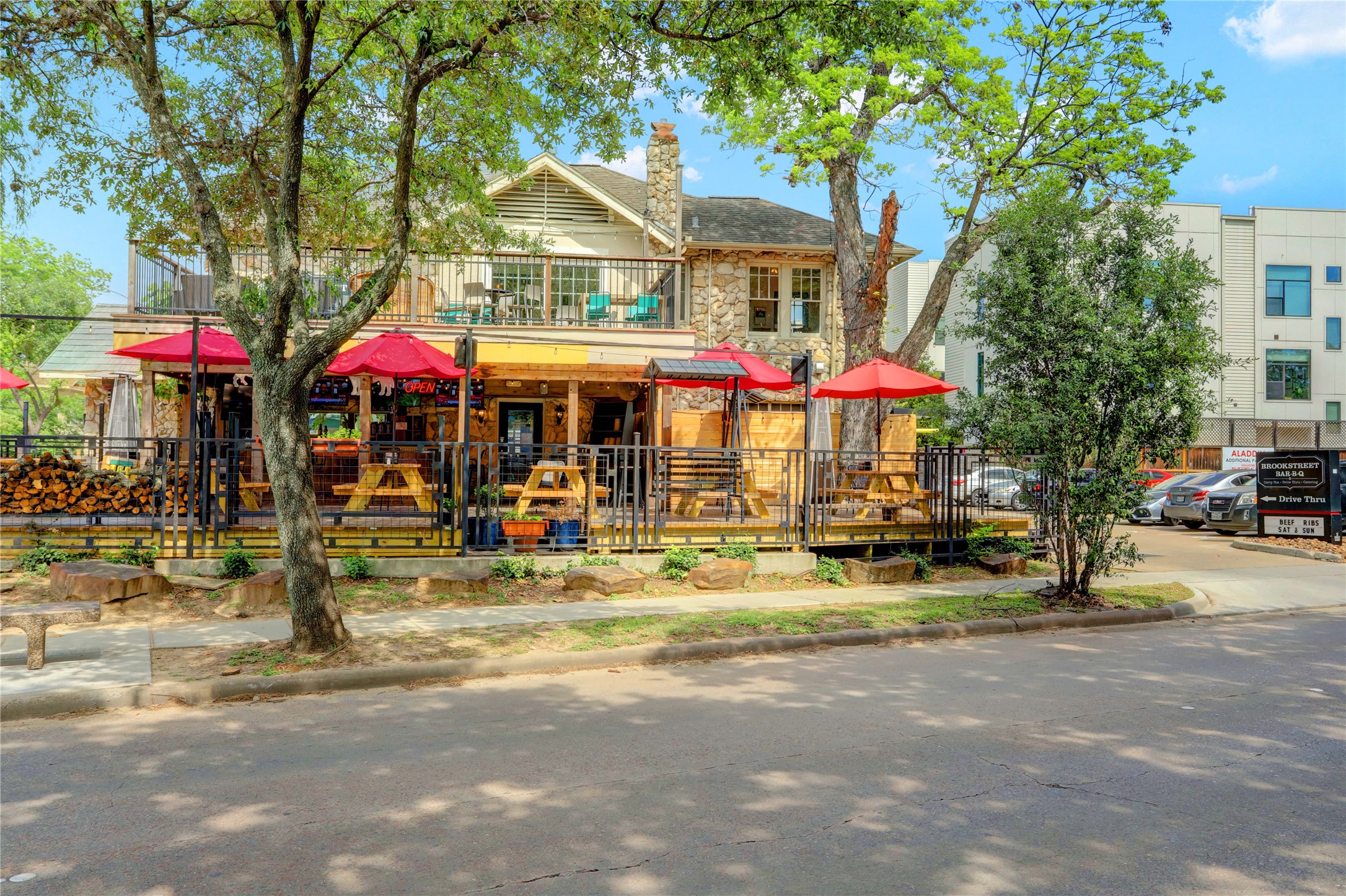  606 Marshall Street C2 - 物件實景