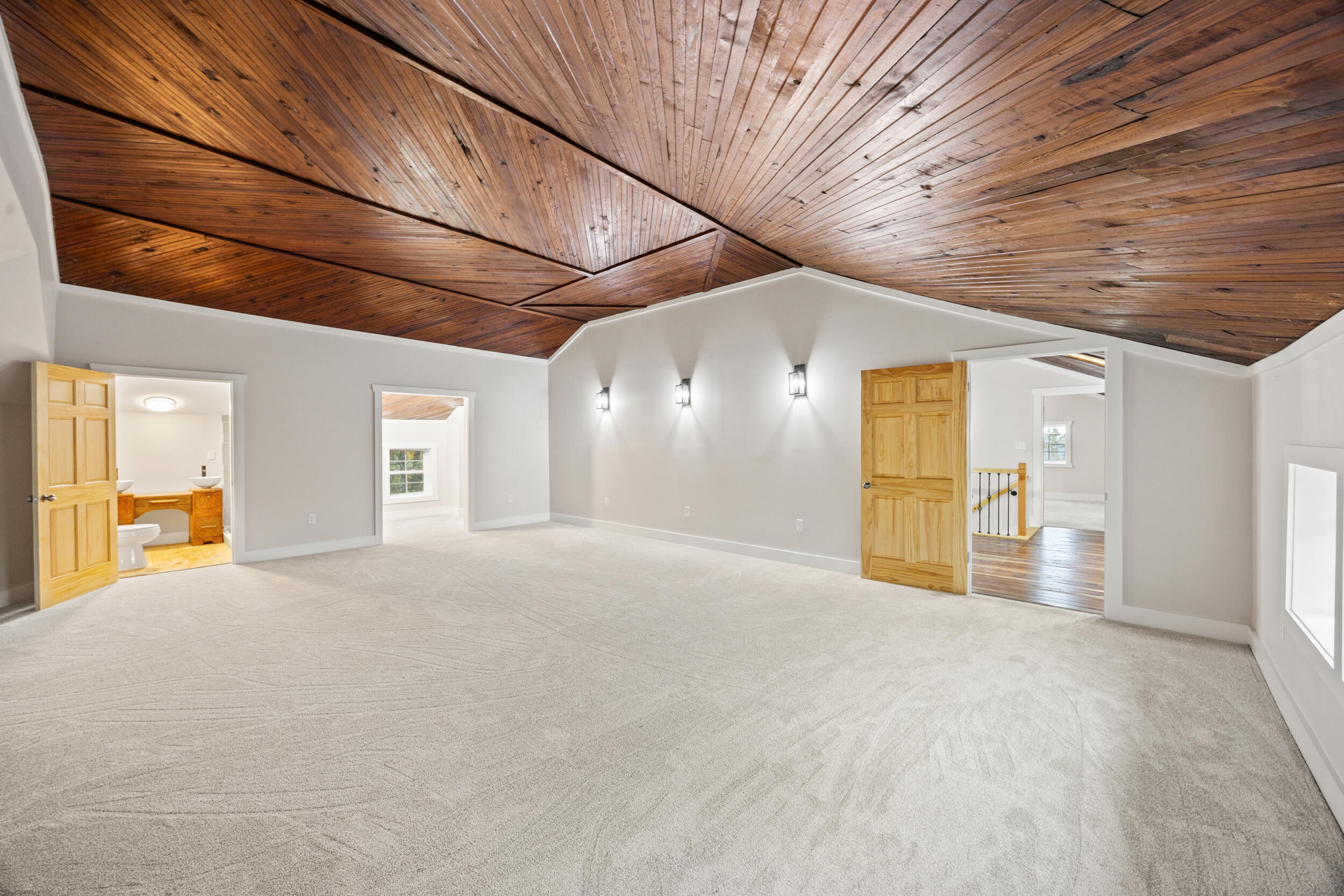 Corinth, Kentucky, 41010, United States, 4 Bedrooms Bedrooms, ,4 BathroomsBathrooms,Residential,For Sale,1992154