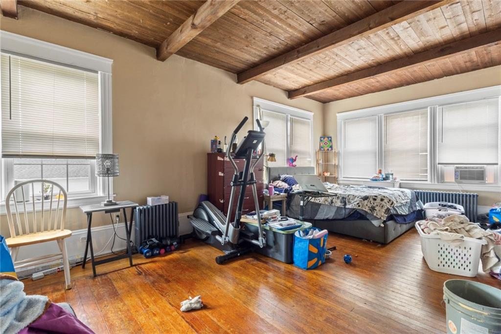 Cranston, Rhode Island, 02920, United States, 4 Bedrooms Bedrooms, ,2 BathroomsBathrooms,Residential,For Sale,2006438