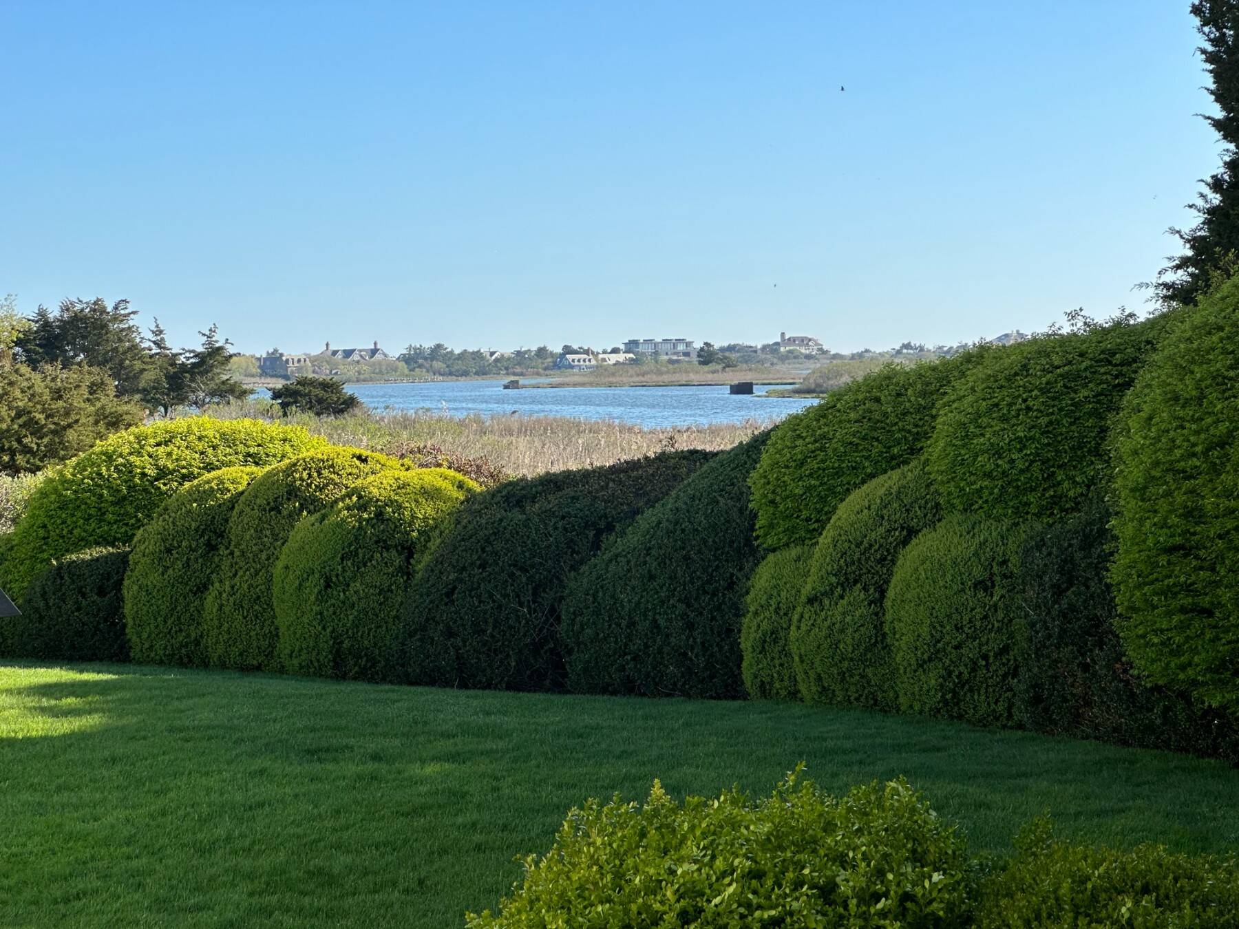  543 HALSEY NECK LN - 物件實景