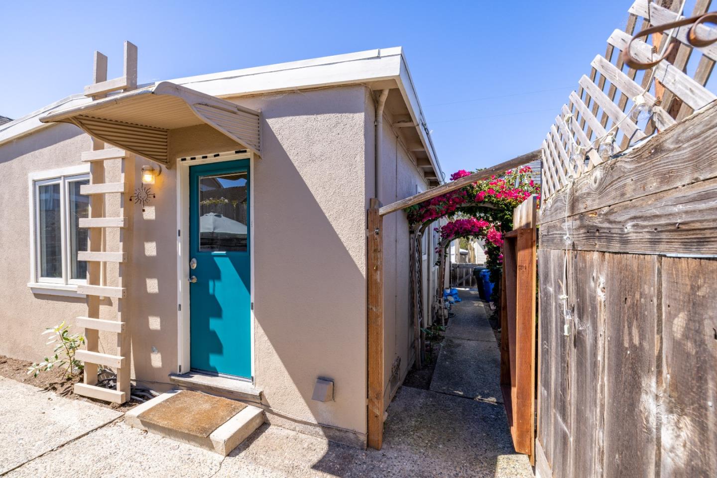111 19th St, Pacific Grove, California, 93950, United States, 2 Bedrooms Bedrooms, ,1 BathroomBathrooms,Residential,For Sale,111 19th St,1664054