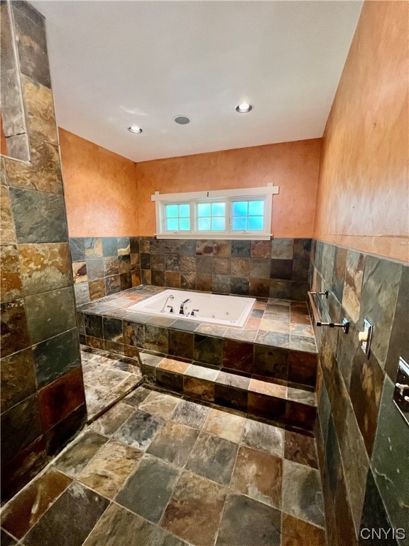 4804 Gahwiler Road, Auburn, New York, 13021, United States, 5 Bedrooms Bedrooms, ,6 BathroomsBathrooms,Residential,For Sale,4804 Gahwiler Road,1327722