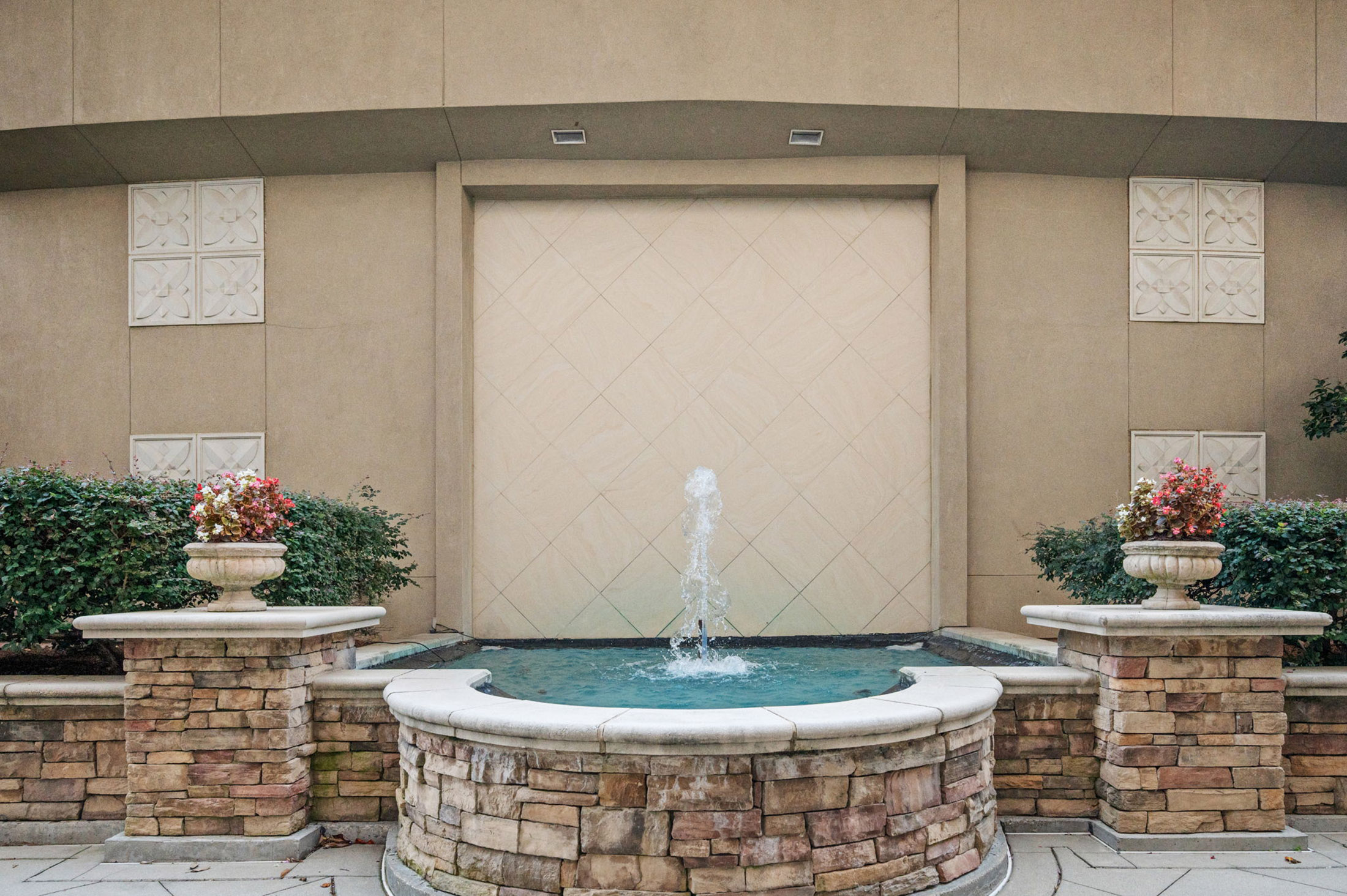  Sophisticated City Living Meets Comfort and Convenience in the Heart of Buckhead - 物件實景