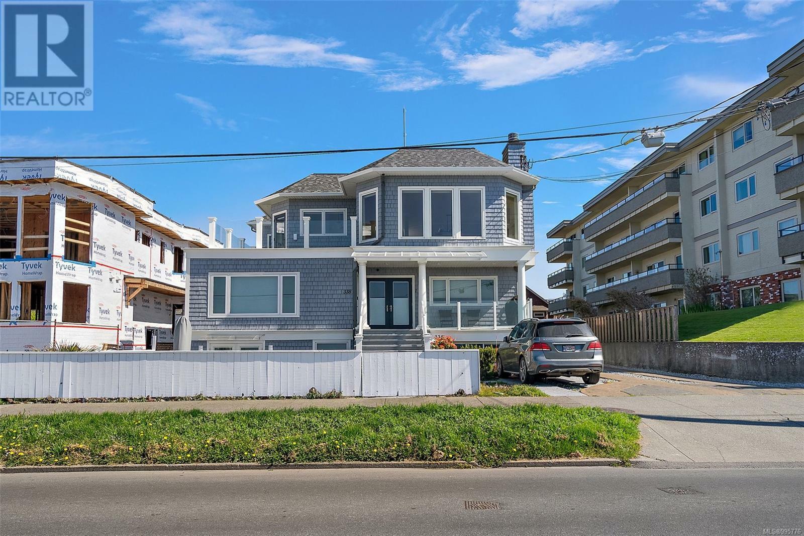 VICTORIA, British Columbia, V8V 1A8, CA, 4 Bedrooms Bedrooms, ,4 BathroomsBathrooms,Residential,For Sale,1876400