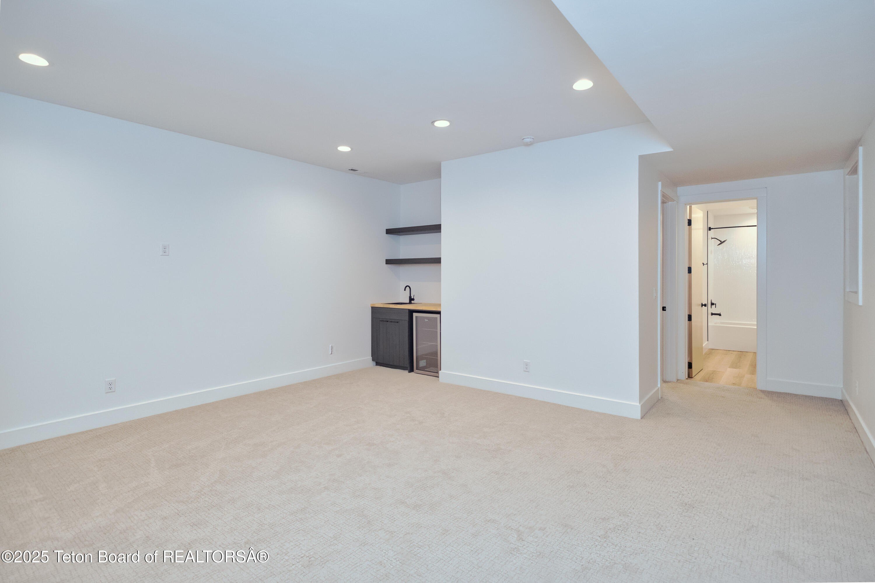 Victor, Idaho, 83455, United States, 4 Bedrooms Bedrooms, ,4 BathroomsBathrooms,Residential,For Sale,1979120