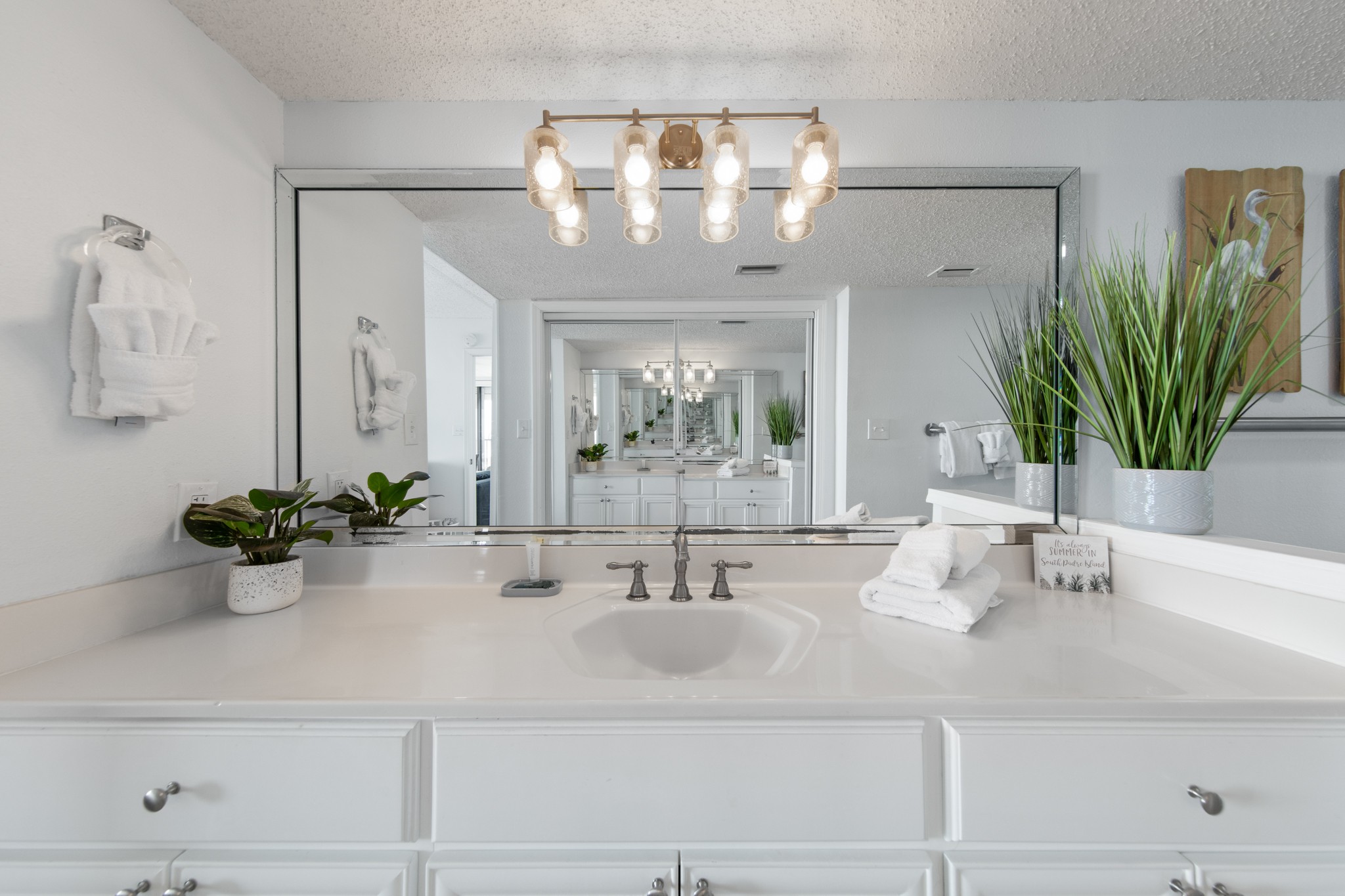South Padre Island, Texas, 78597, United States, 3 Bedrooms Bedrooms, ,3 BathroomsBathrooms,Residential,For Sale,1866185