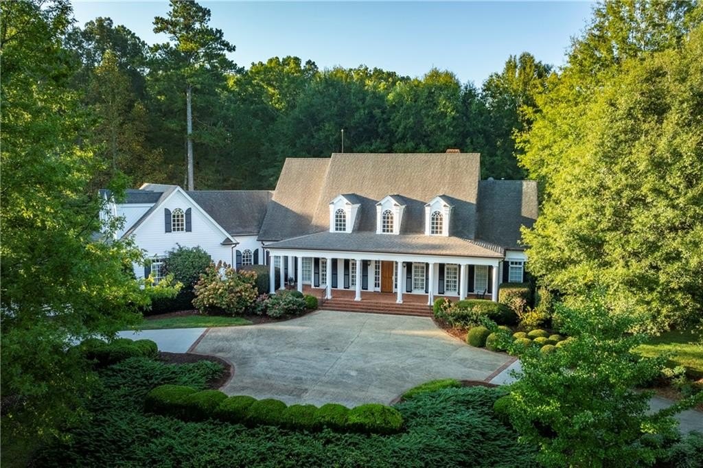 307 Meadowlands Drive, Talking Rock, Georgia, 30175, United States, 4 Bedrooms Bedrooms, ,6 BathroomsBathrooms,Residential,For Sale,307 Meadowlands Drive,1639976